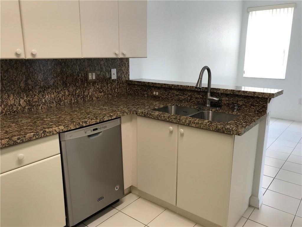 Courtyards Three Condo - Residential Lease