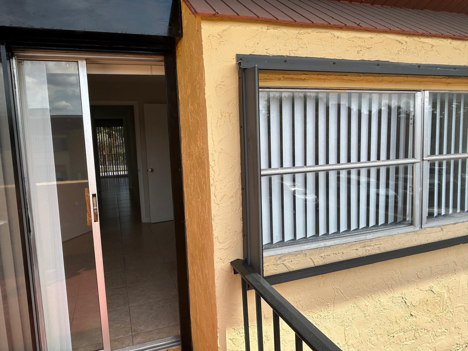 TARACOMA TOWNHOMES - Residential