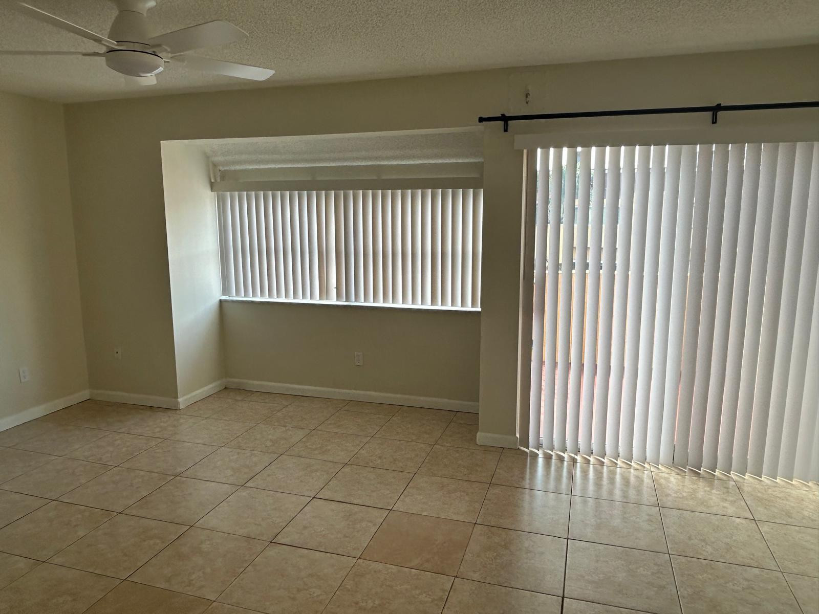 TARACOMA TOWNHOMES - Residential