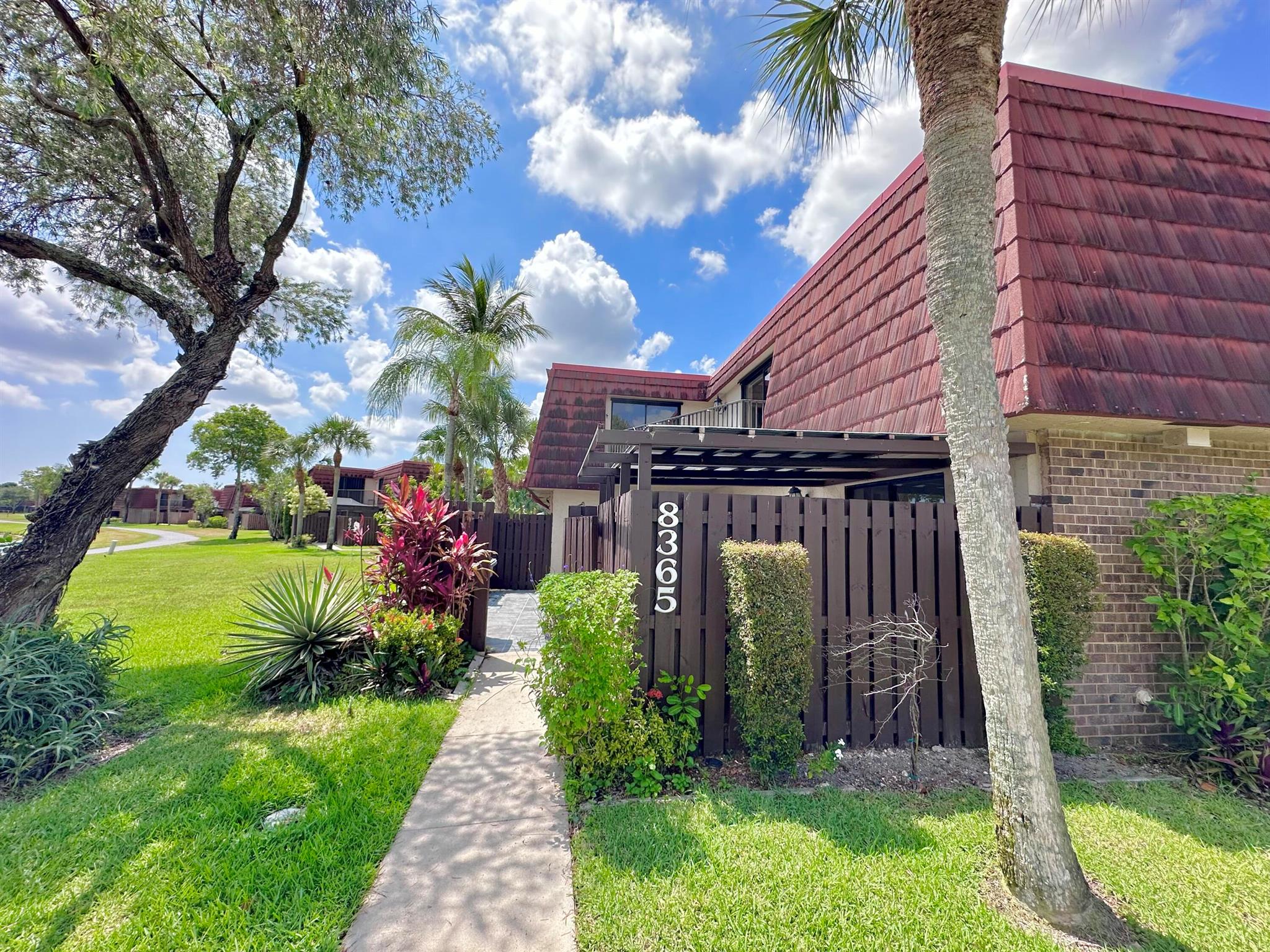 Stunning Corner Unit Townhouse - Ready to Move In! Welcome to your dream home in Boca Raton! This rarely available corner unit townhouse offers the perfect blend of style, comfort, and convenience. Boasting 3 bedrooms, 2.5 bathrooms, and a spacious 1,589 sqft layout, this home is ideal for families, professionals, and anyone seeking a premium living experience. Step inside to discover a fully renovated interior that exudes modern elegance. The open-concept living area is perfect for entertaining, with a beautifully appointed kitchen featuring stainless steel appliances and ample storage space. The private patio offers a peaceful retreat with breathtaking views of the lake, perfect for relaxing after a long day.