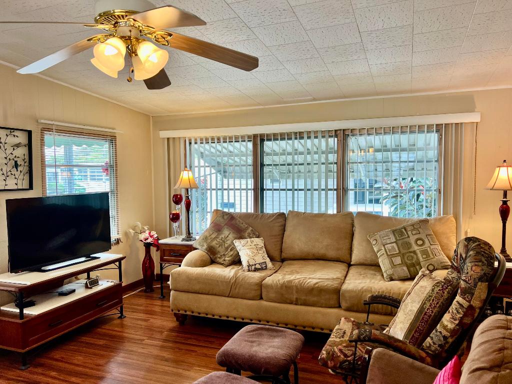 Orangebrook Harbor - Residential