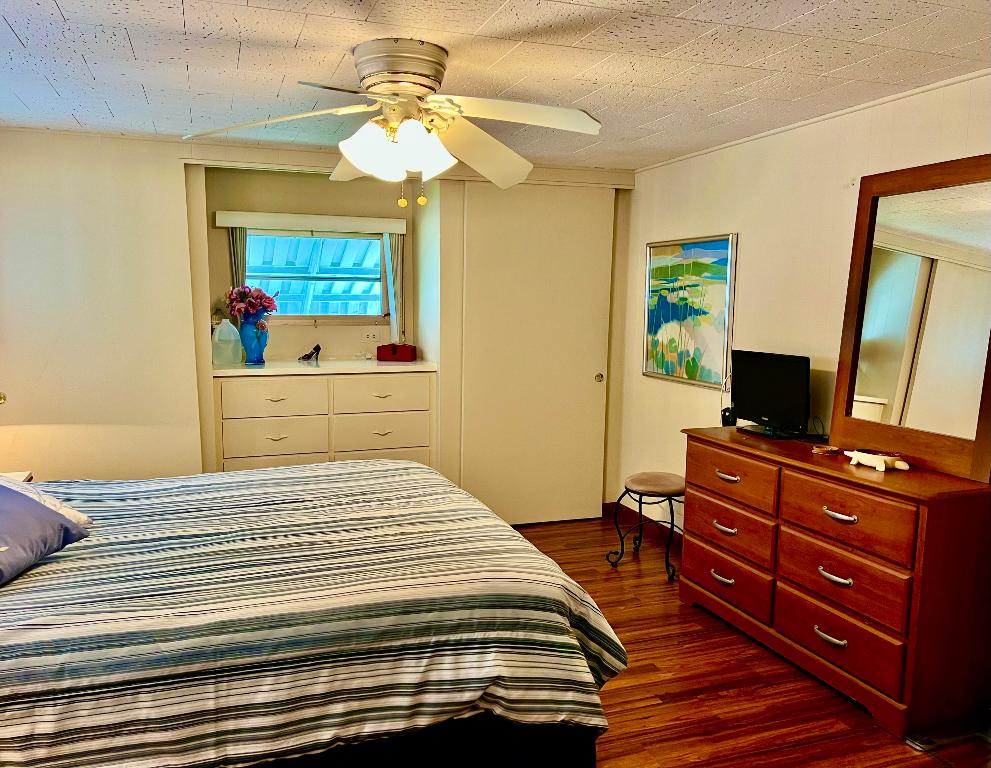 Orangebrook Harbor - Residential