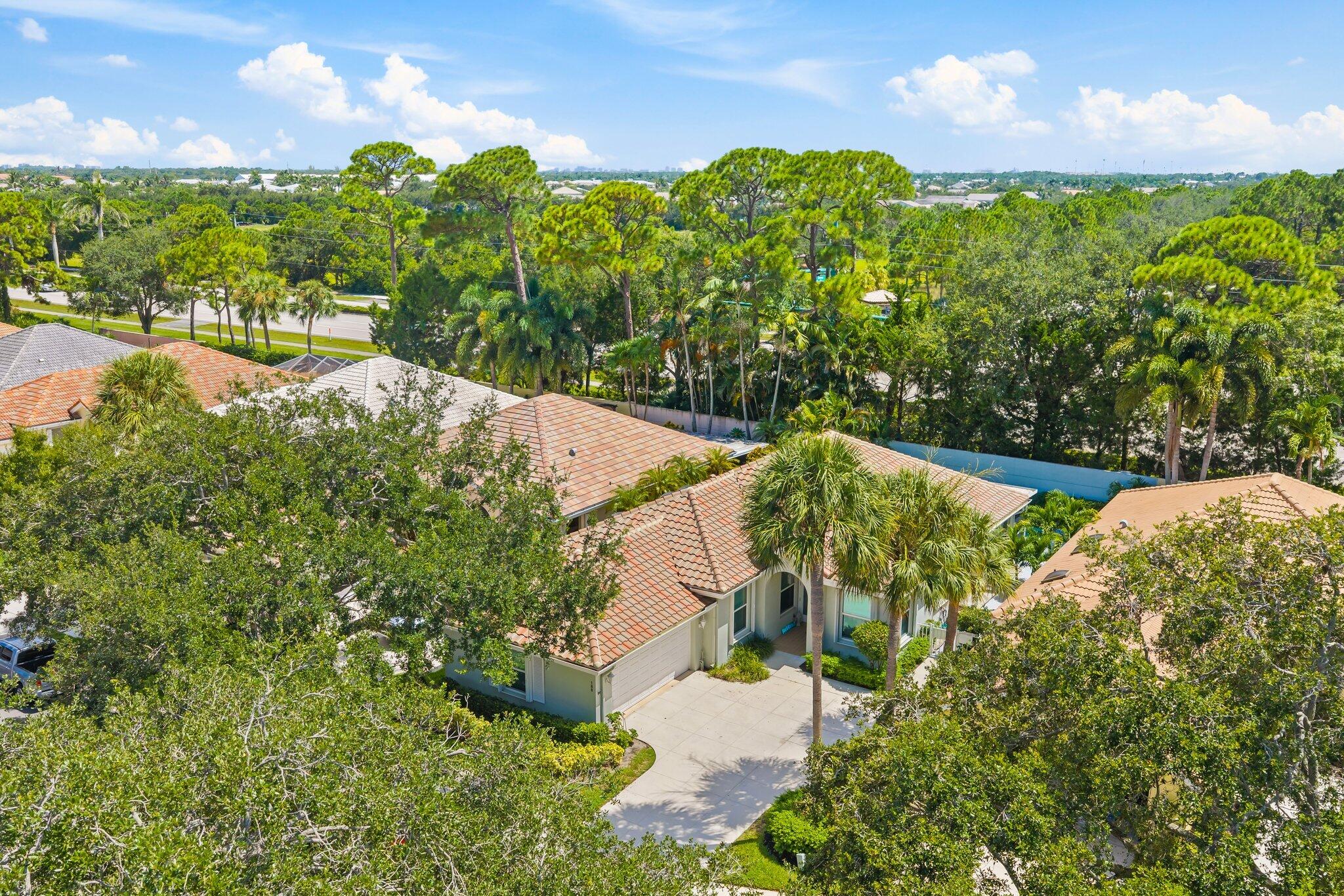 188 S HAMPTON Drive