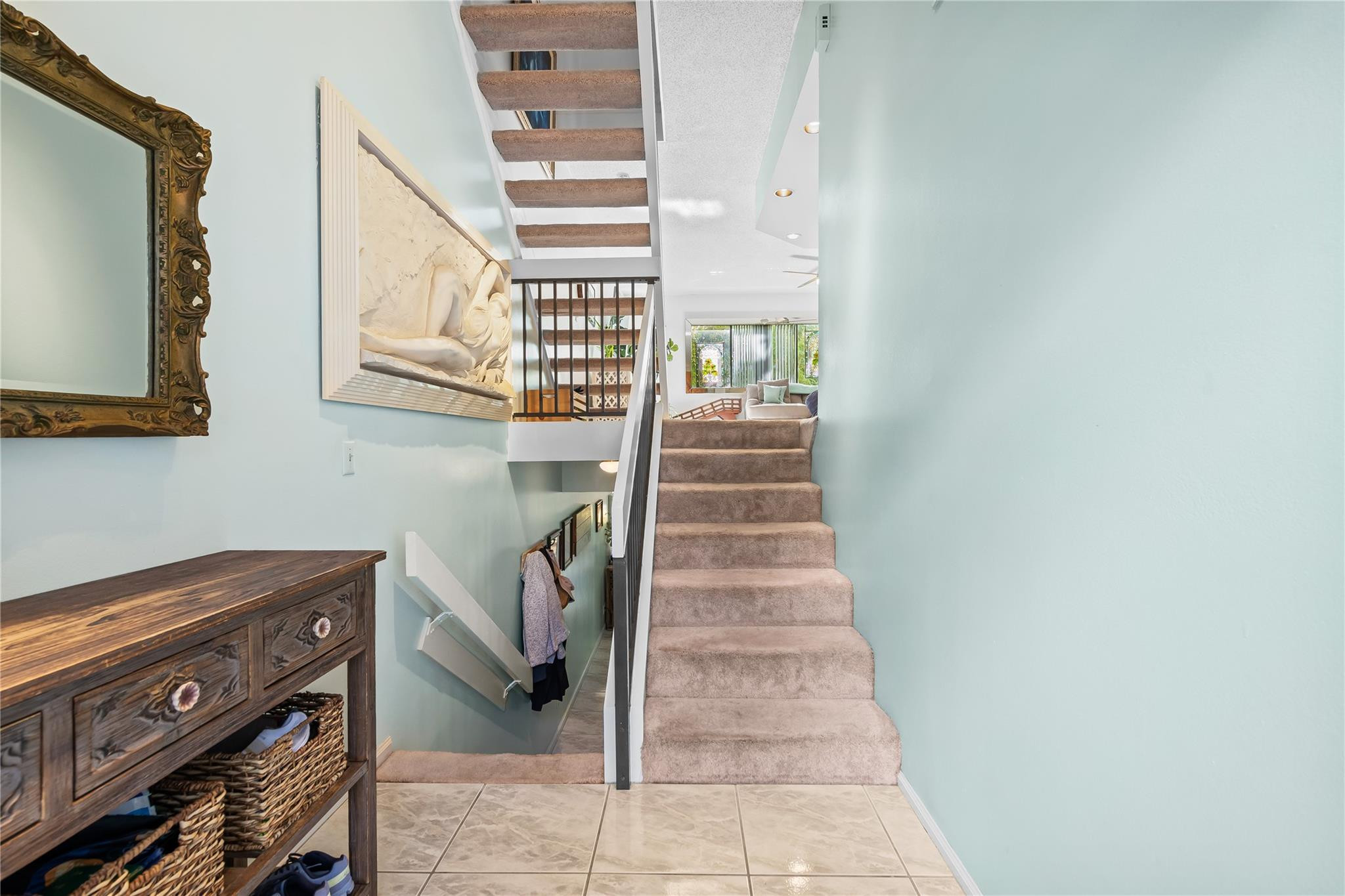 TOR-PALM TOWNHOUSES CONDO - Residential