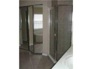 NORTH PALM BEACH HEIGHTS - Residential Lease