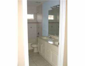 NORTH PALM BEACH HEIGHTS - Residential Lease