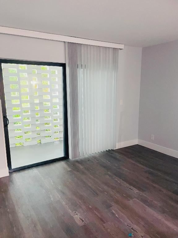 1500 Crescent Circle A24, Lake Park, FL, 33403/$189,000 3 1500 Crescent Circle A24