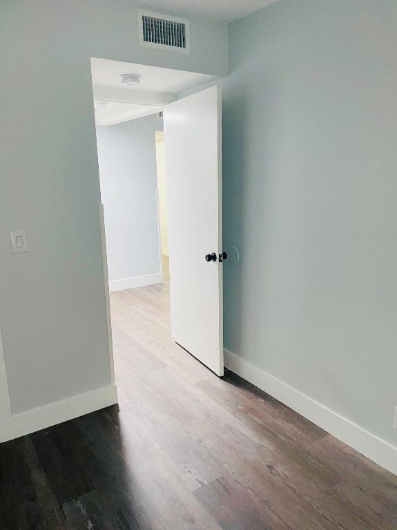 1500 Crescent Circle A24, Lake Park, FL, 33403/$189,000 2 1500 Crescent Circle A24