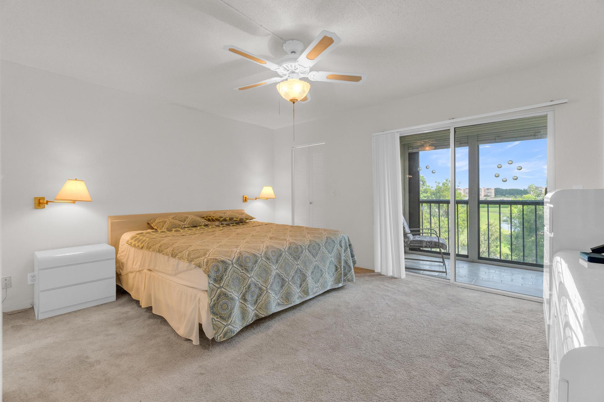 HUNTINGTON LAKES SEC THRE - Residential