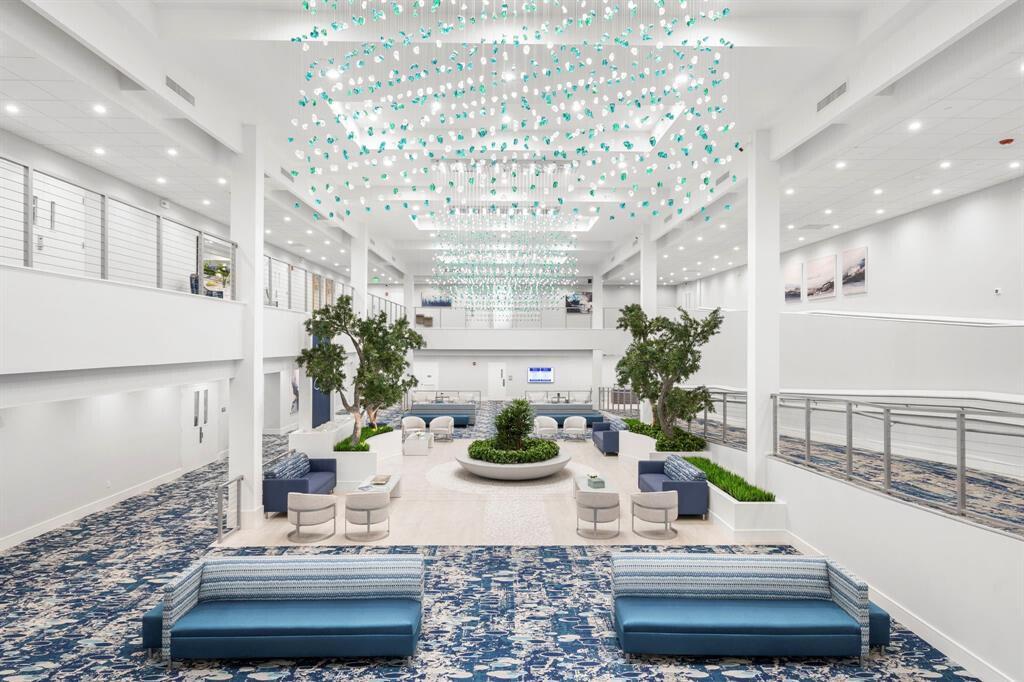 HUNTINGTON LAKES SEC THRE - Residential