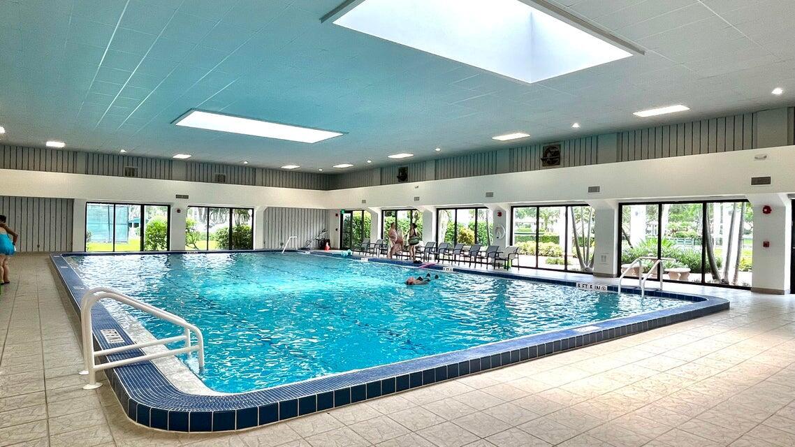 HUNTINGTON LAKES SEC THRE - Residential