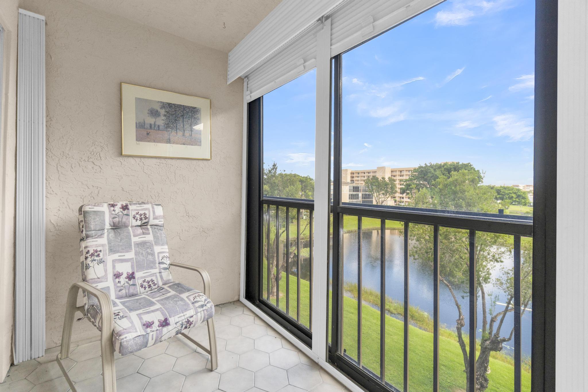 HUNTINGTON LAKES SEC THRE - Residential
