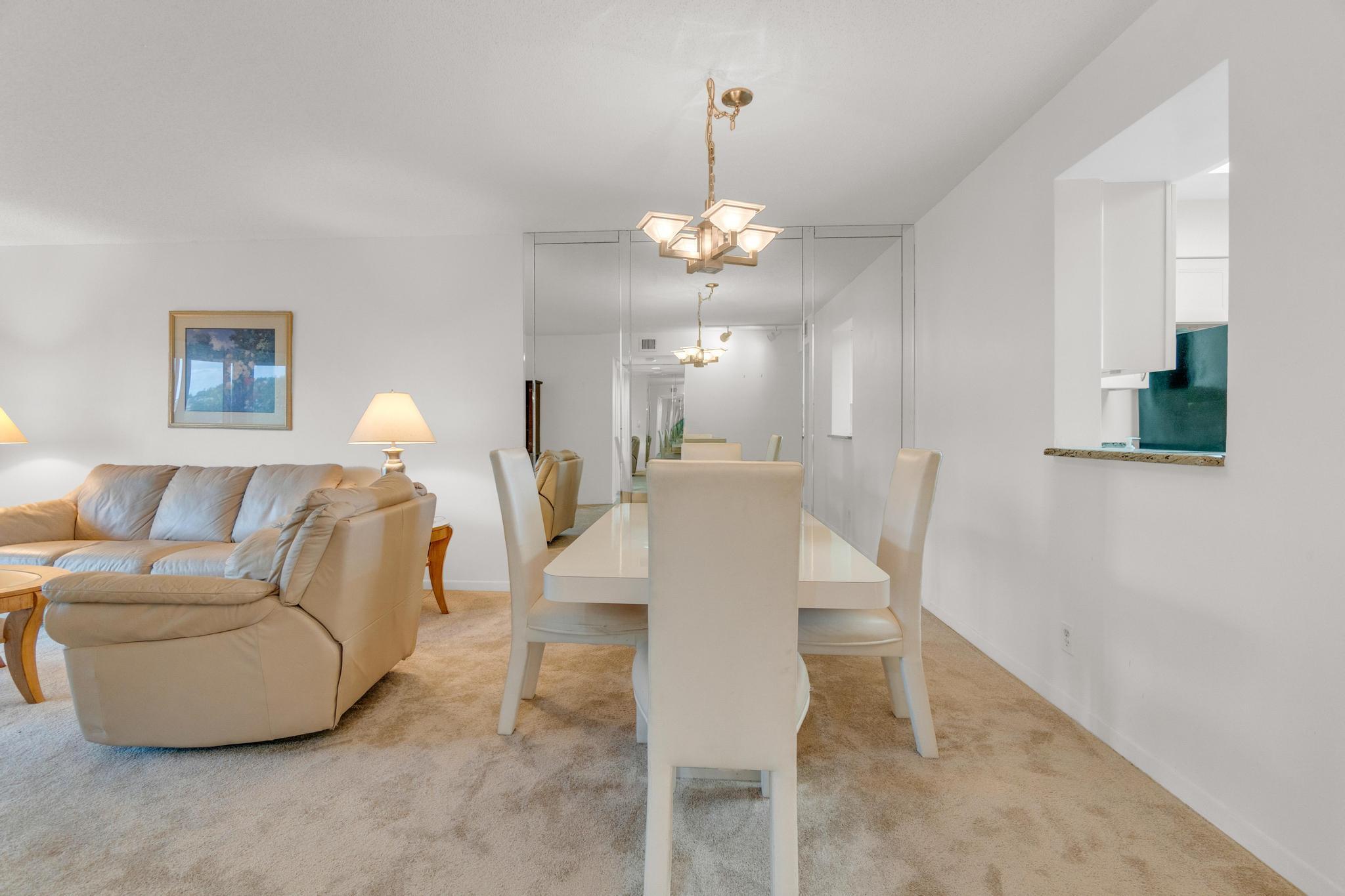 HUNTINGTON LAKES SEC THRE - Residential