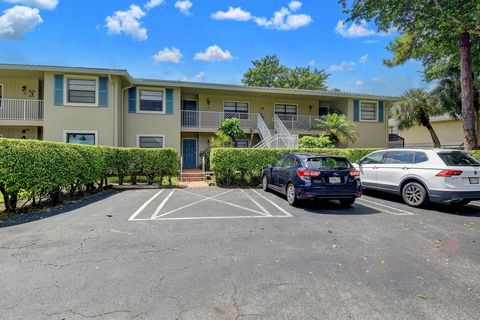 18 Westgate Lane 18f Boynton Beach FL 33436
