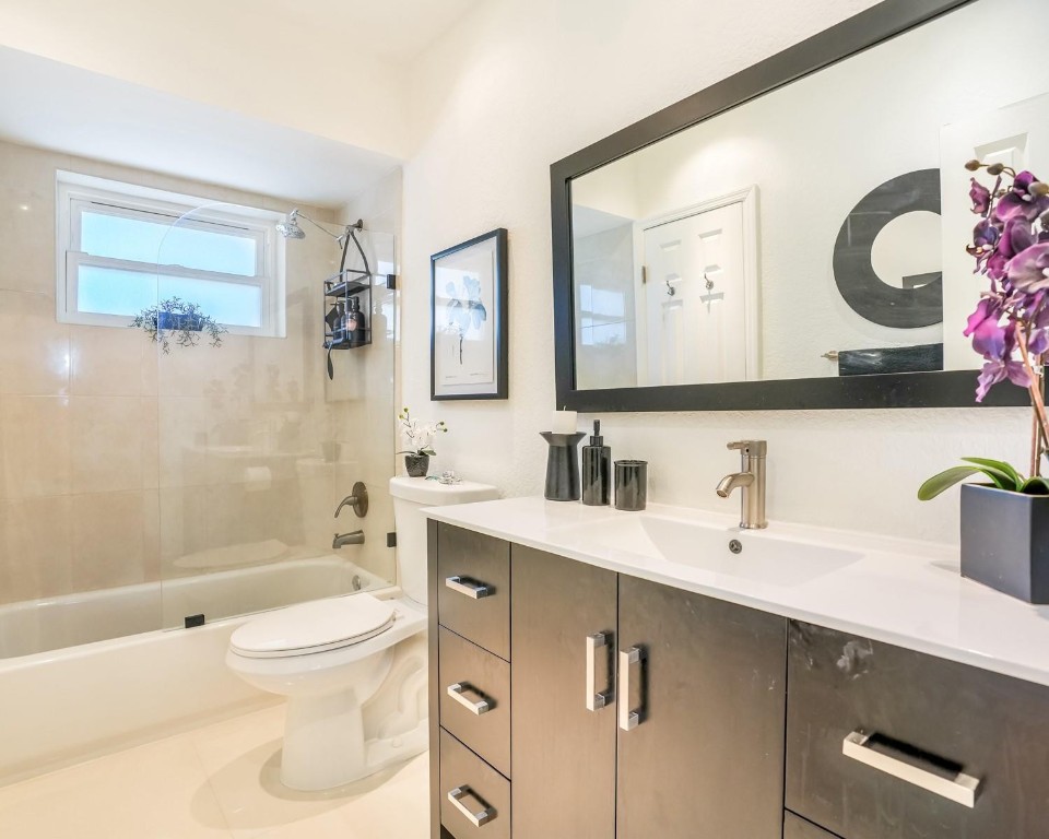 Holly Gardens - Residential