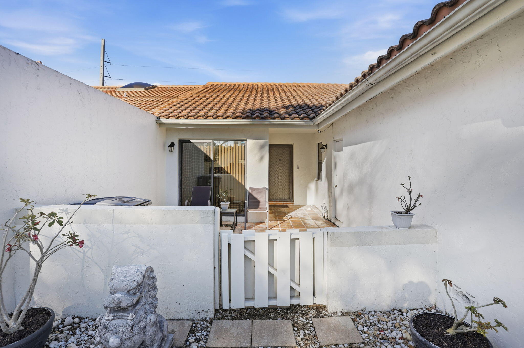 21547 Altamira Avenue