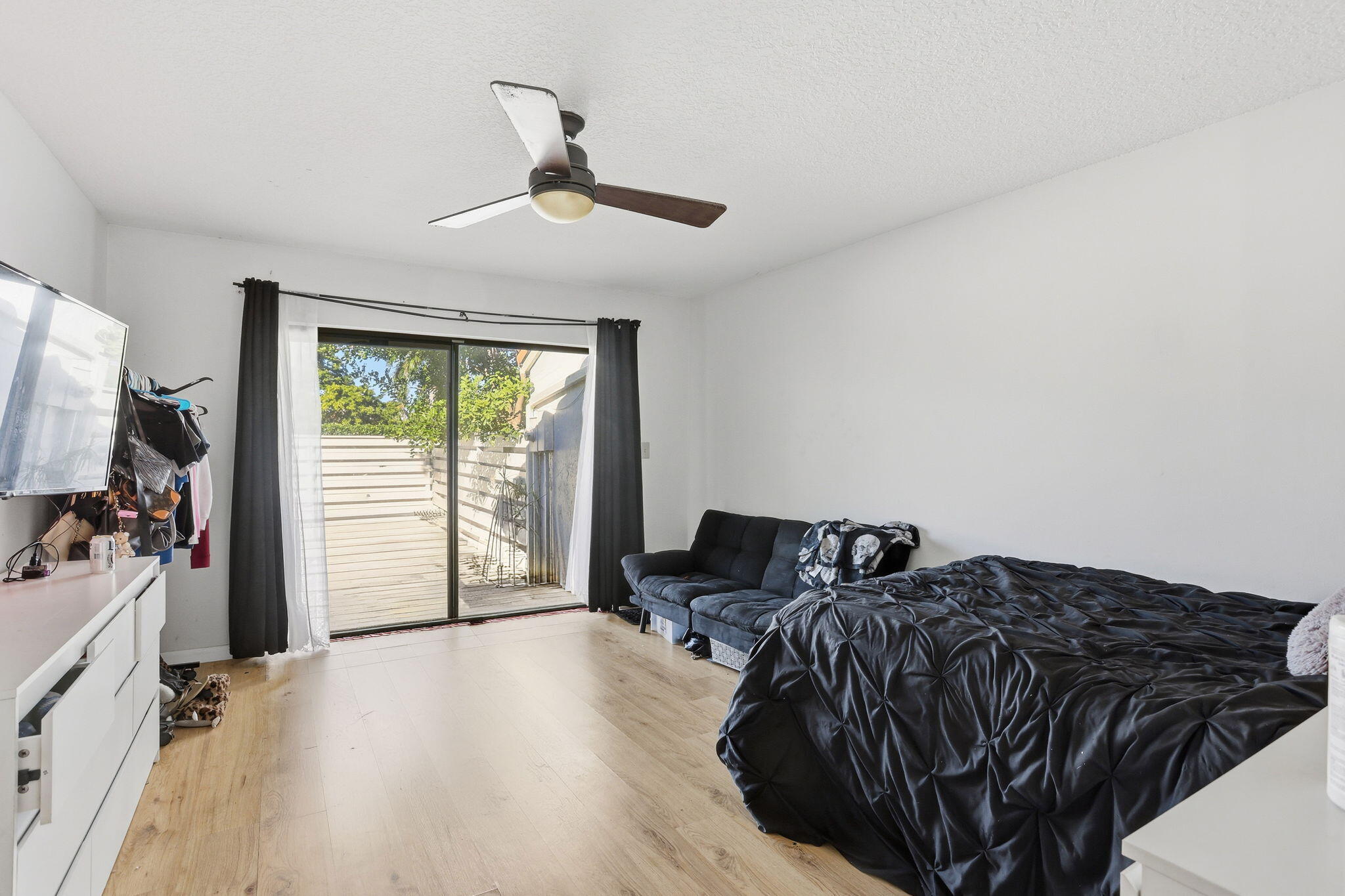 TIBURON II PH II - Residential