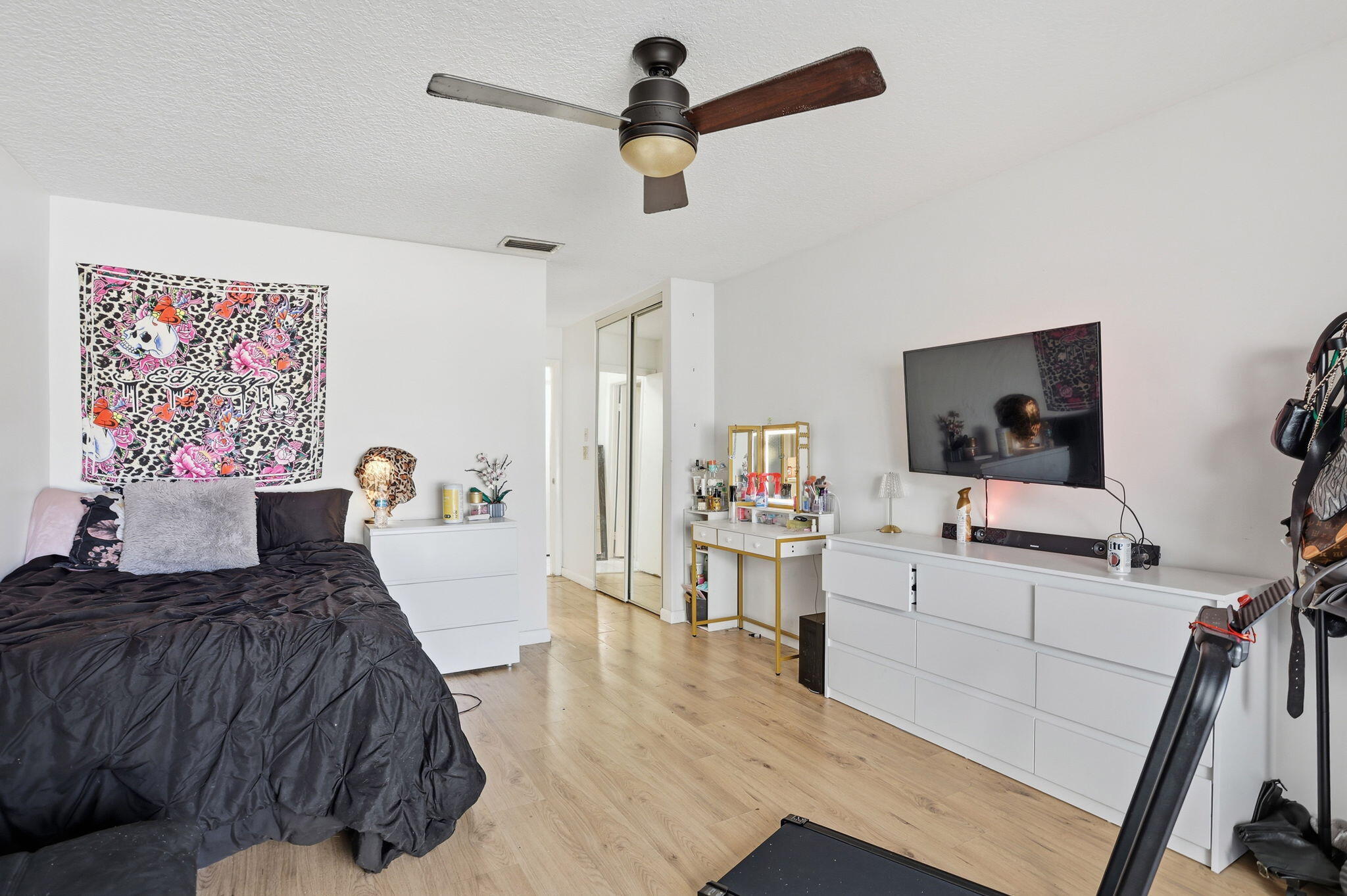 TIBURON II PH II - Residential