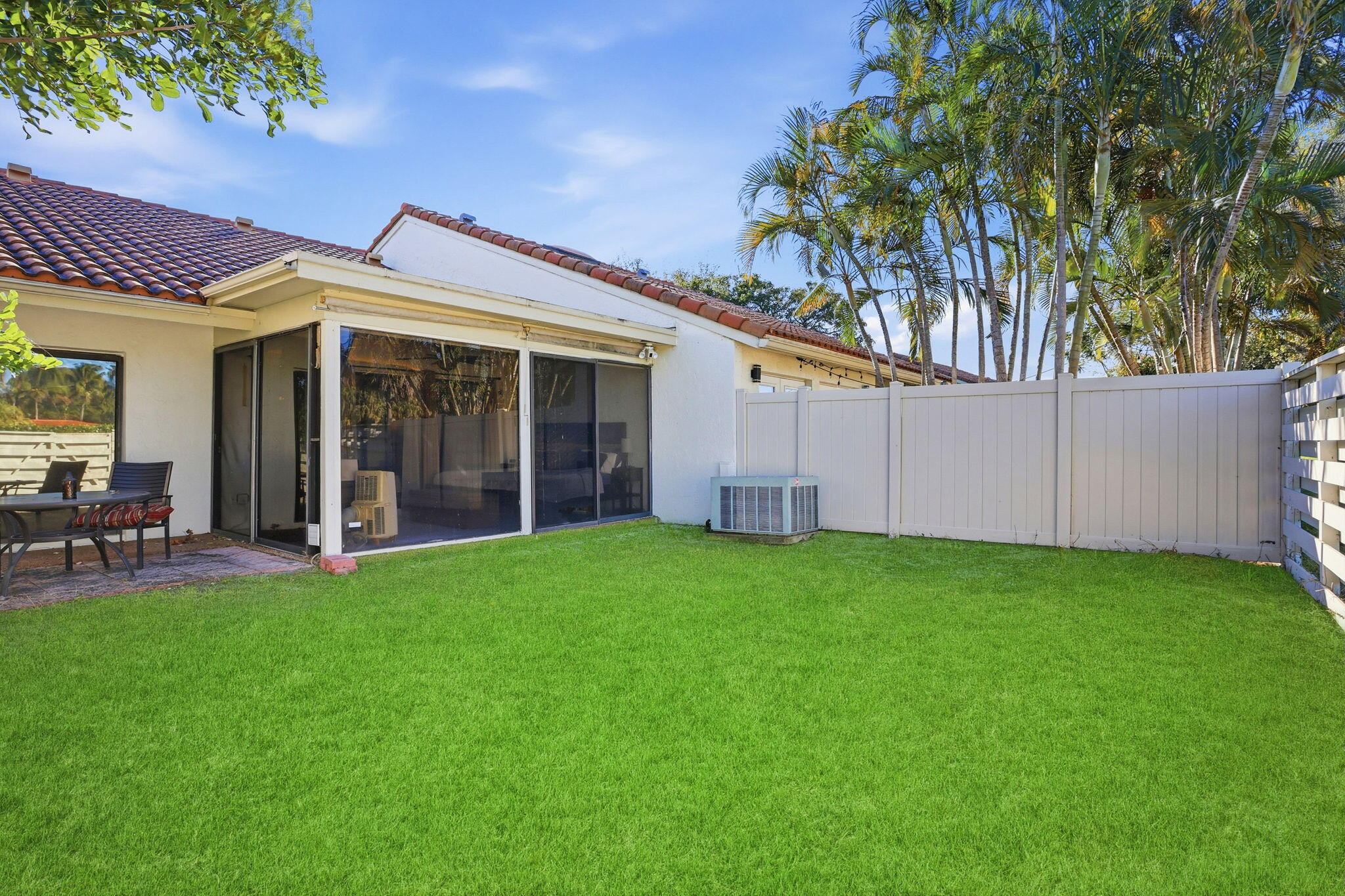 TIBURON II PH II - Residential