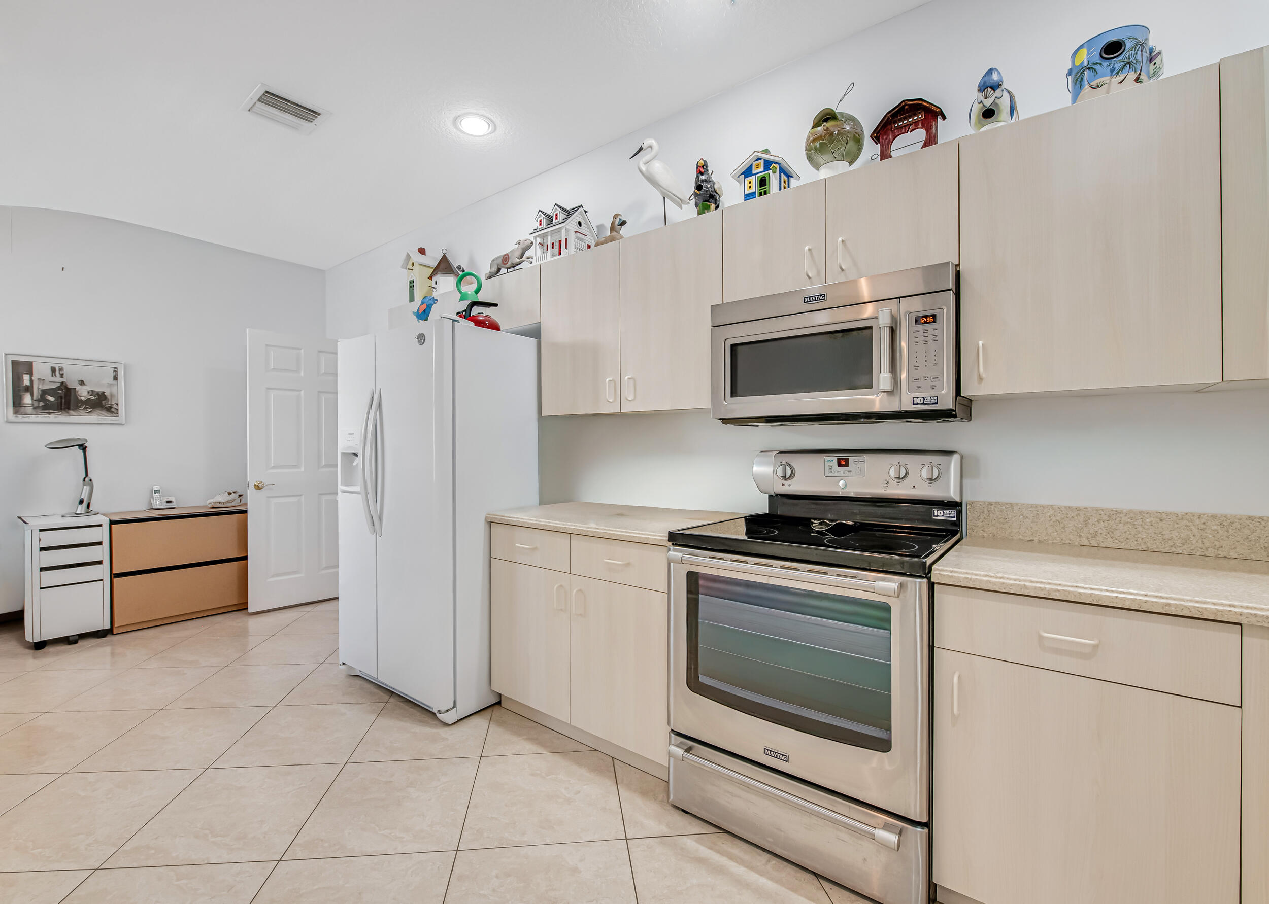 PALM ISLES WEST - Residential