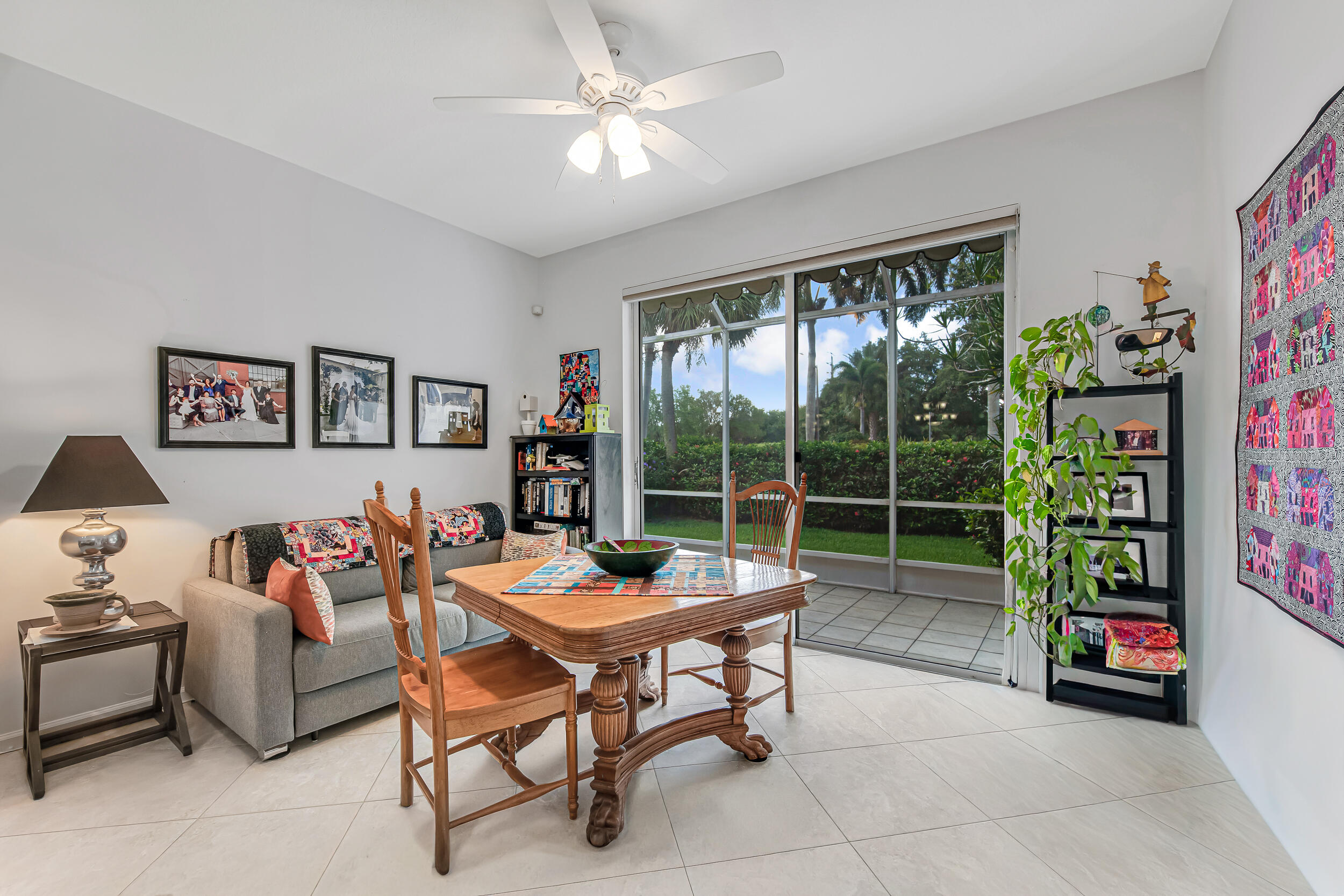 PALM ISLES WEST - Residential