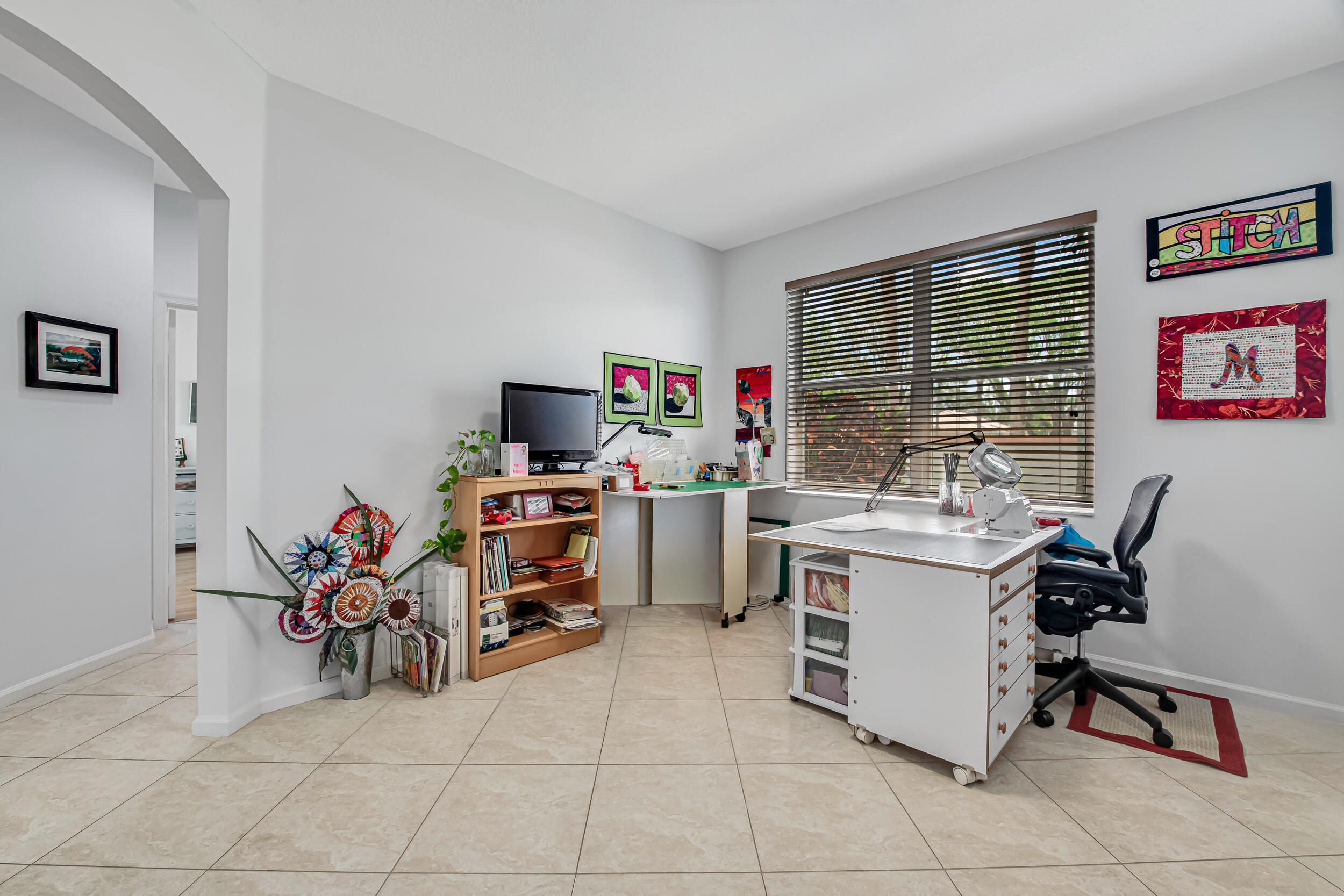 PALM ISLES WEST - Residential