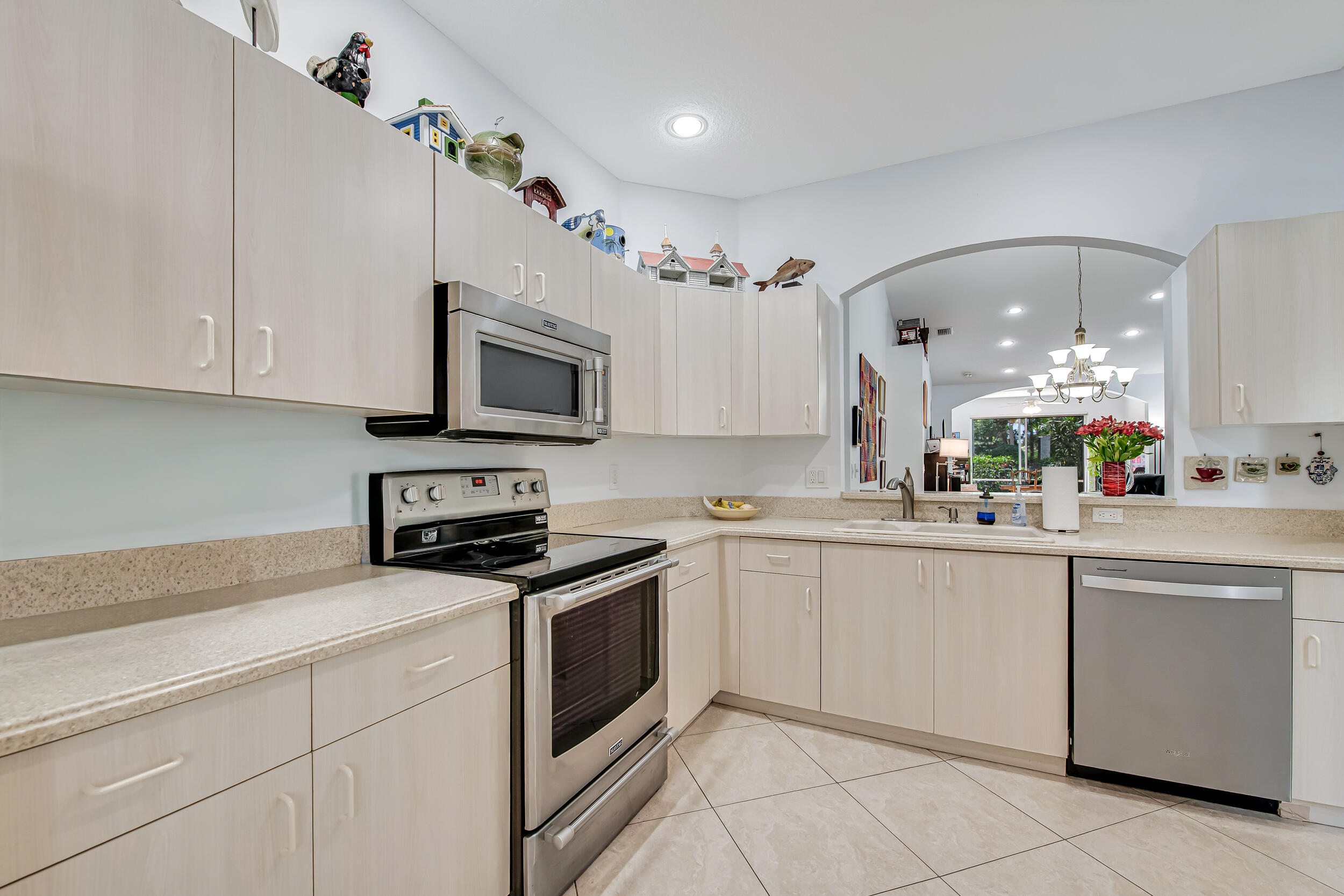 PALM ISLES WEST - Residential