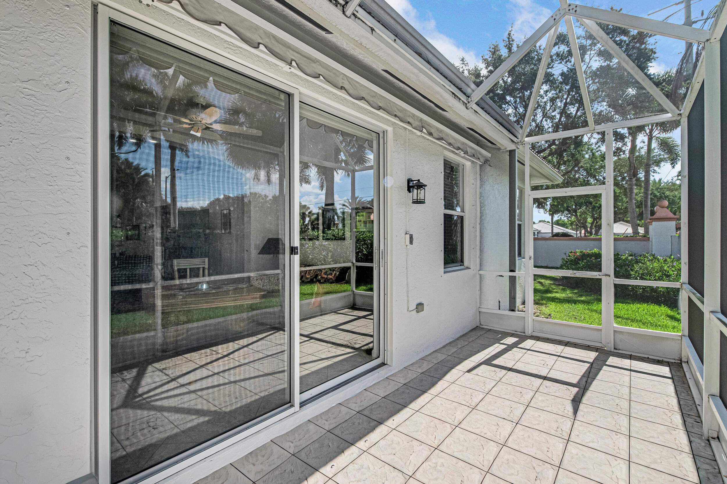 PALM ISLES WEST - Residential