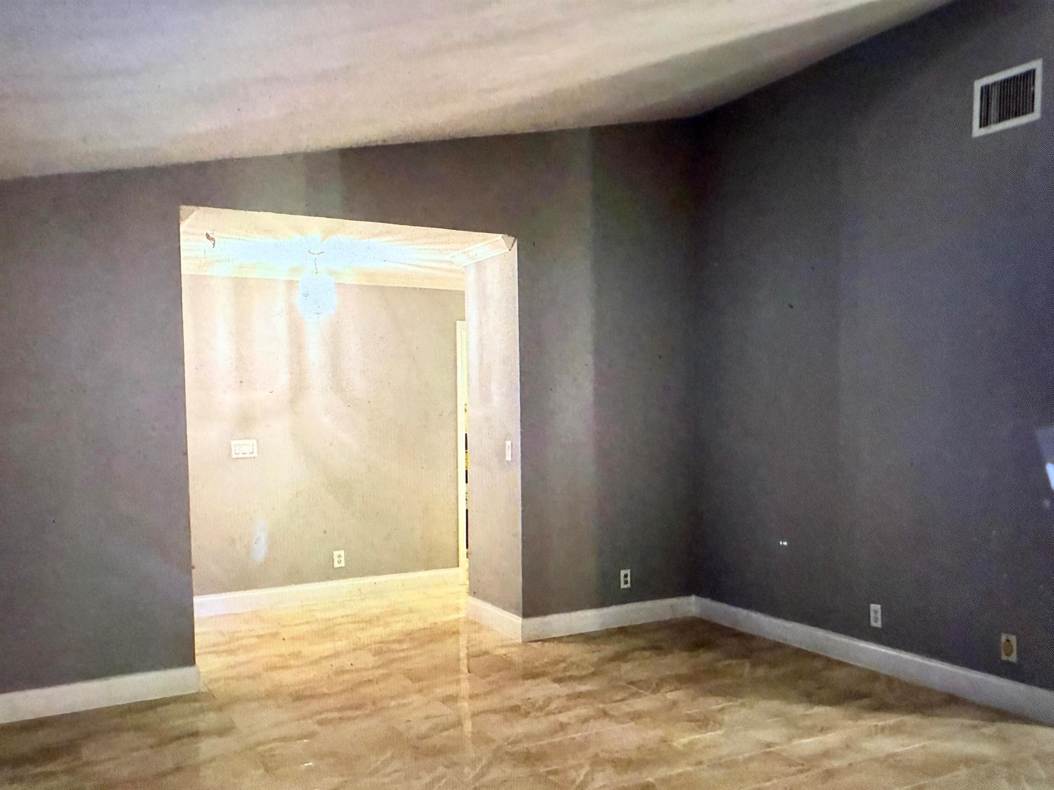 LA MANCHA - Residential Lease