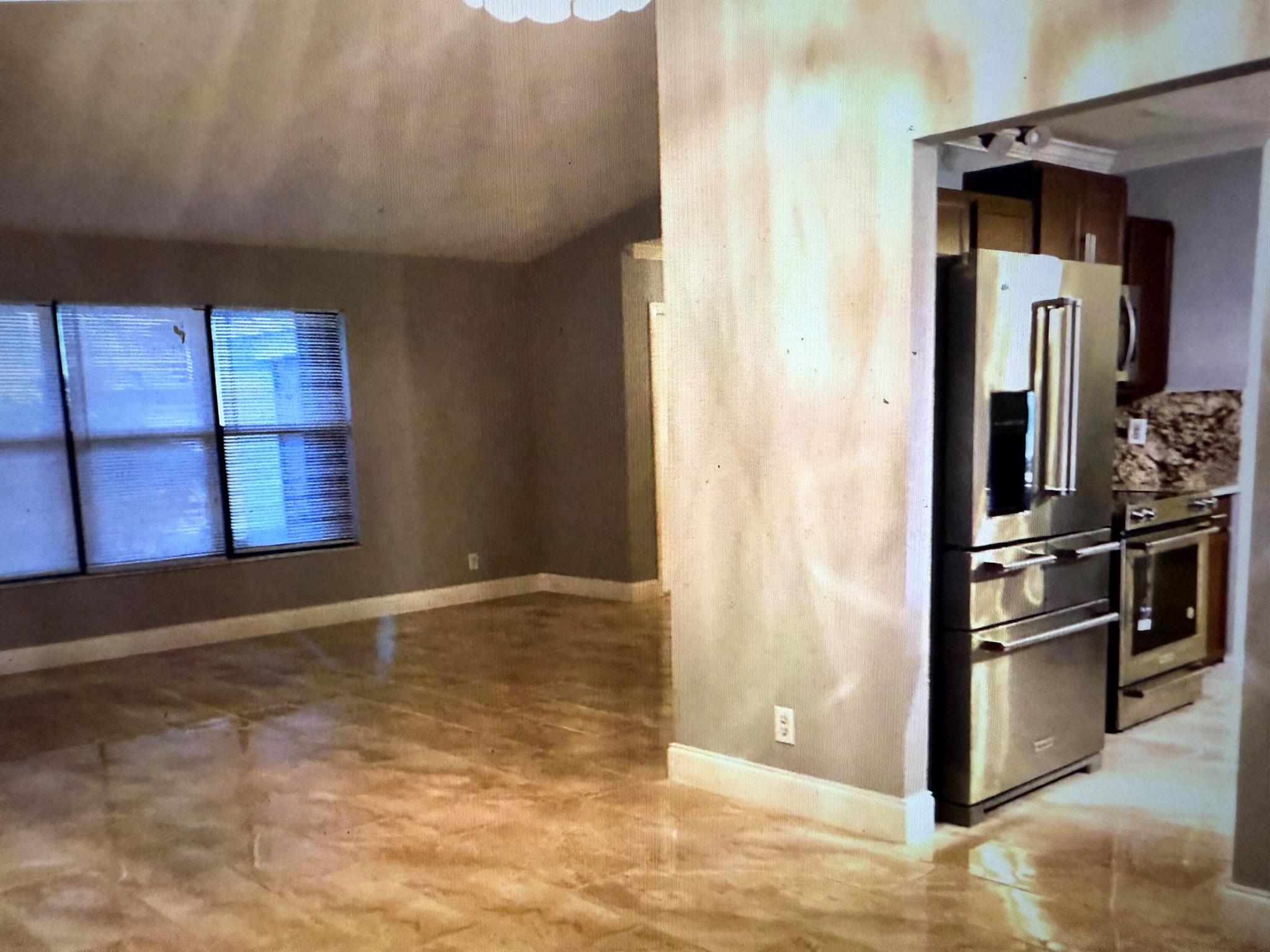 LA MANCHA - Residential Lease