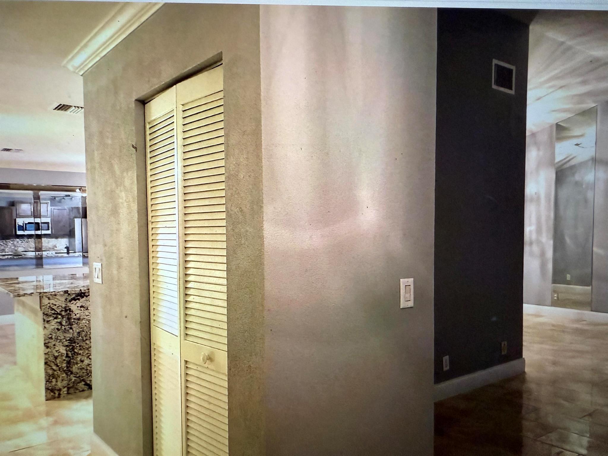 LA MANCHA - Residential Lease