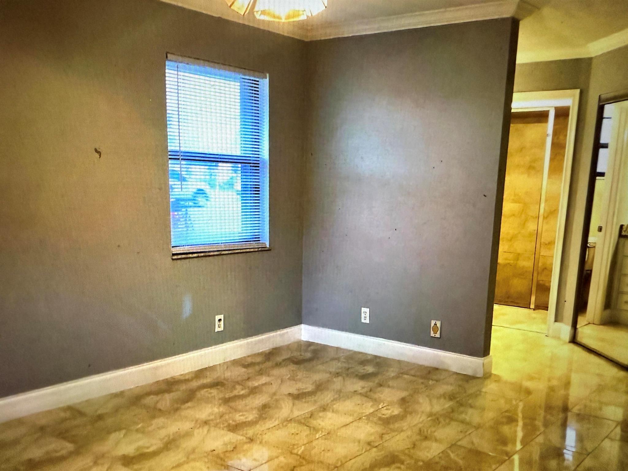 LA MANCHA - Residential Lease