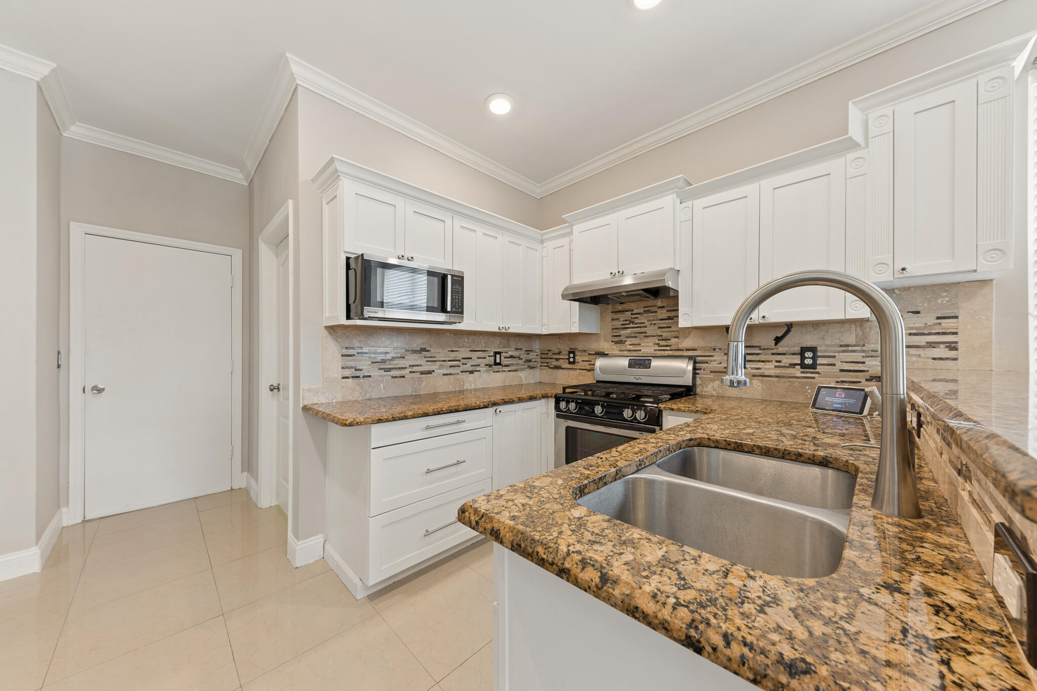 ANTHONY GROVES PH 1 - Residential Lease