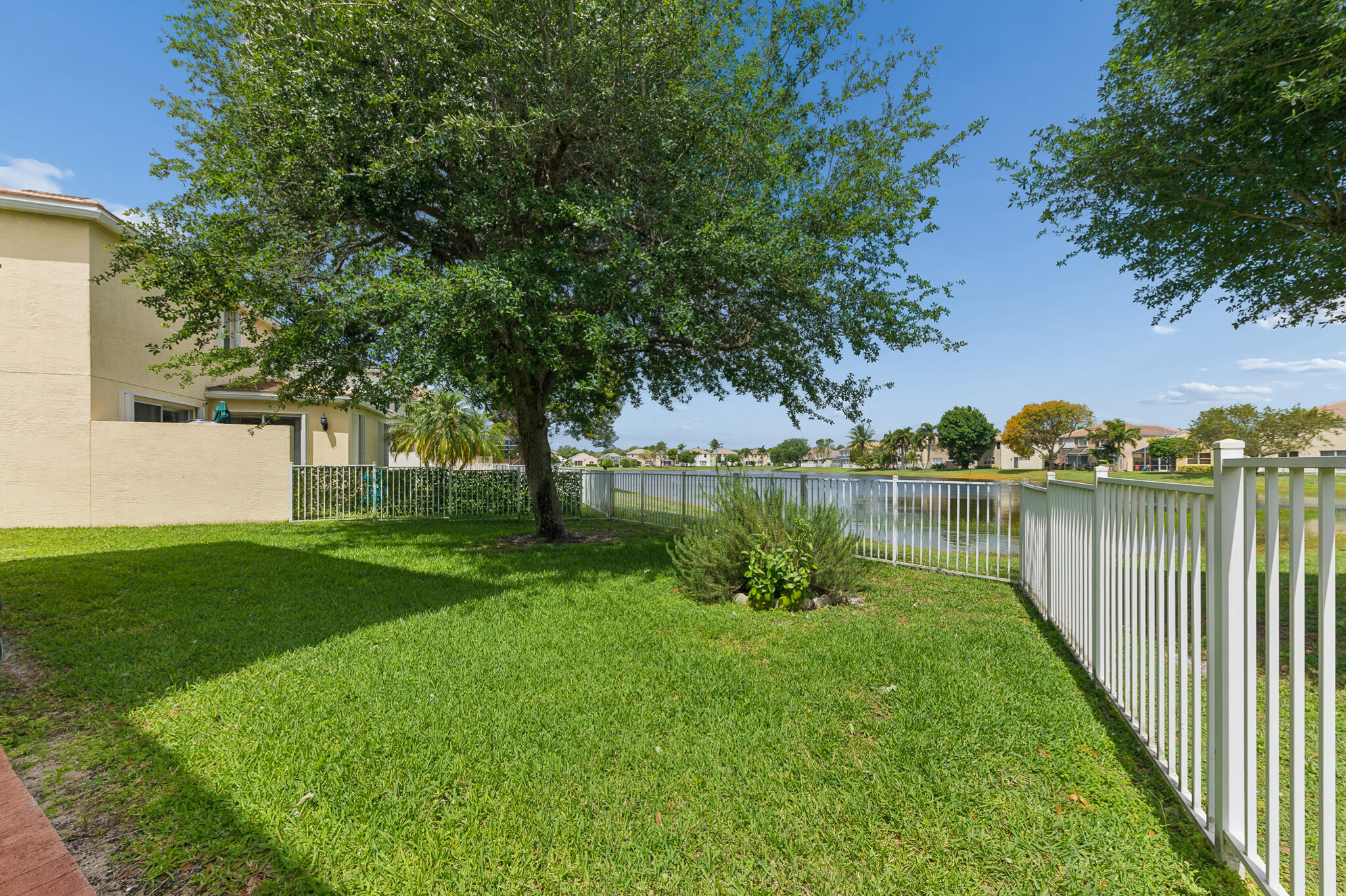 ANTHONY GROVES PH 1 - Residential Lease