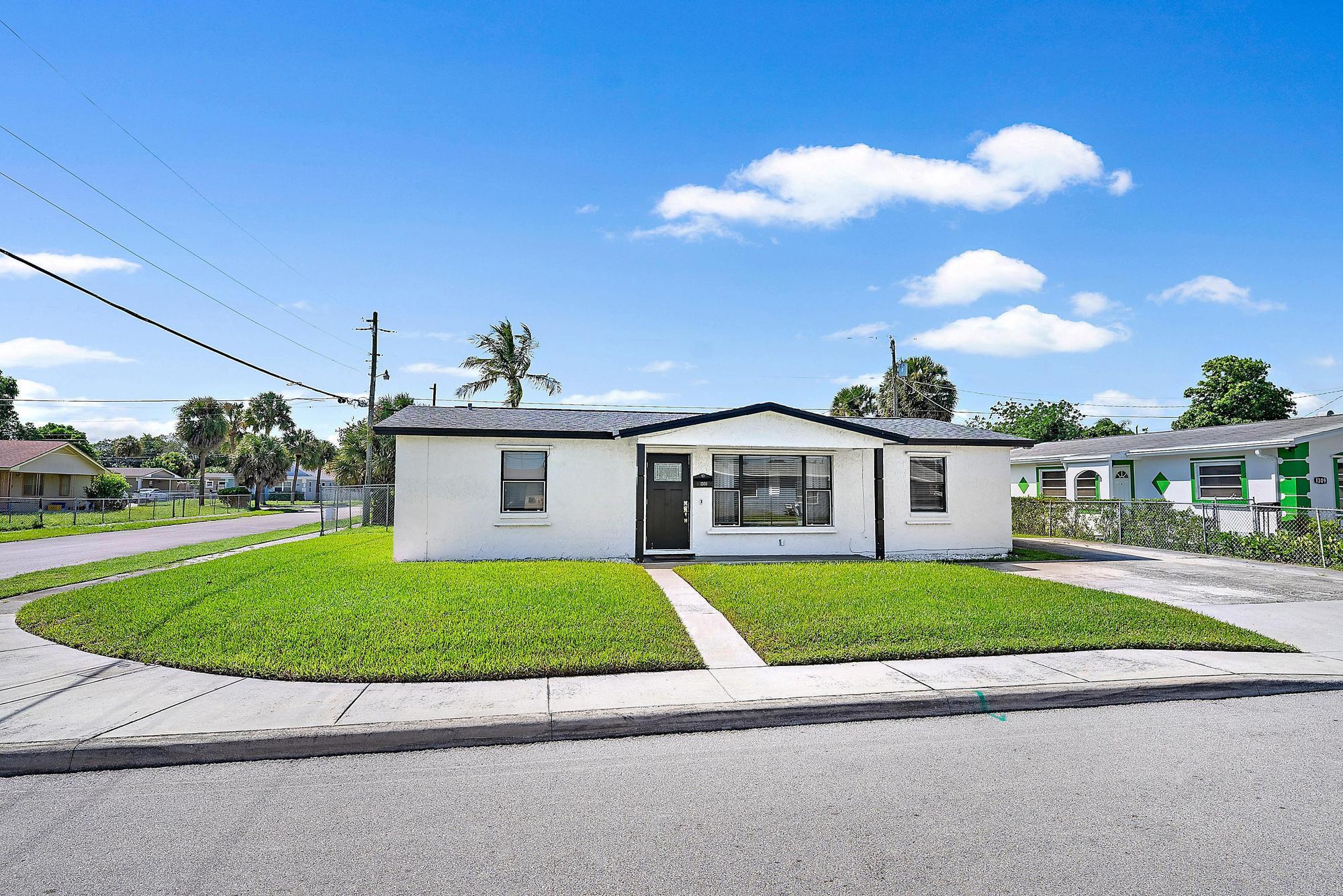 MONROE HEIGHTS - Residential