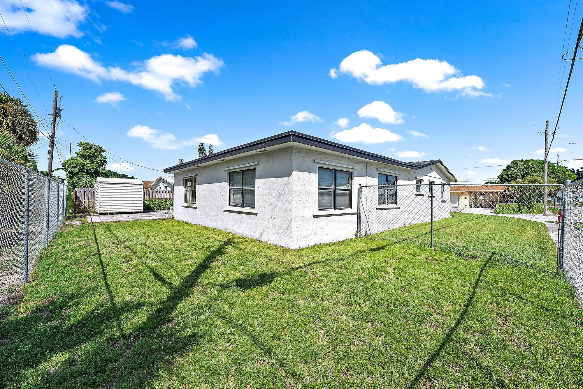 MONROE HEIGHTS - Residential