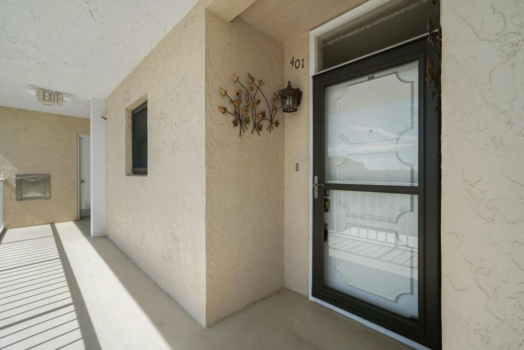 Photo of 300 N Highway A1a #J401, Jupiter, FL 33477 (MLS # R10899978)