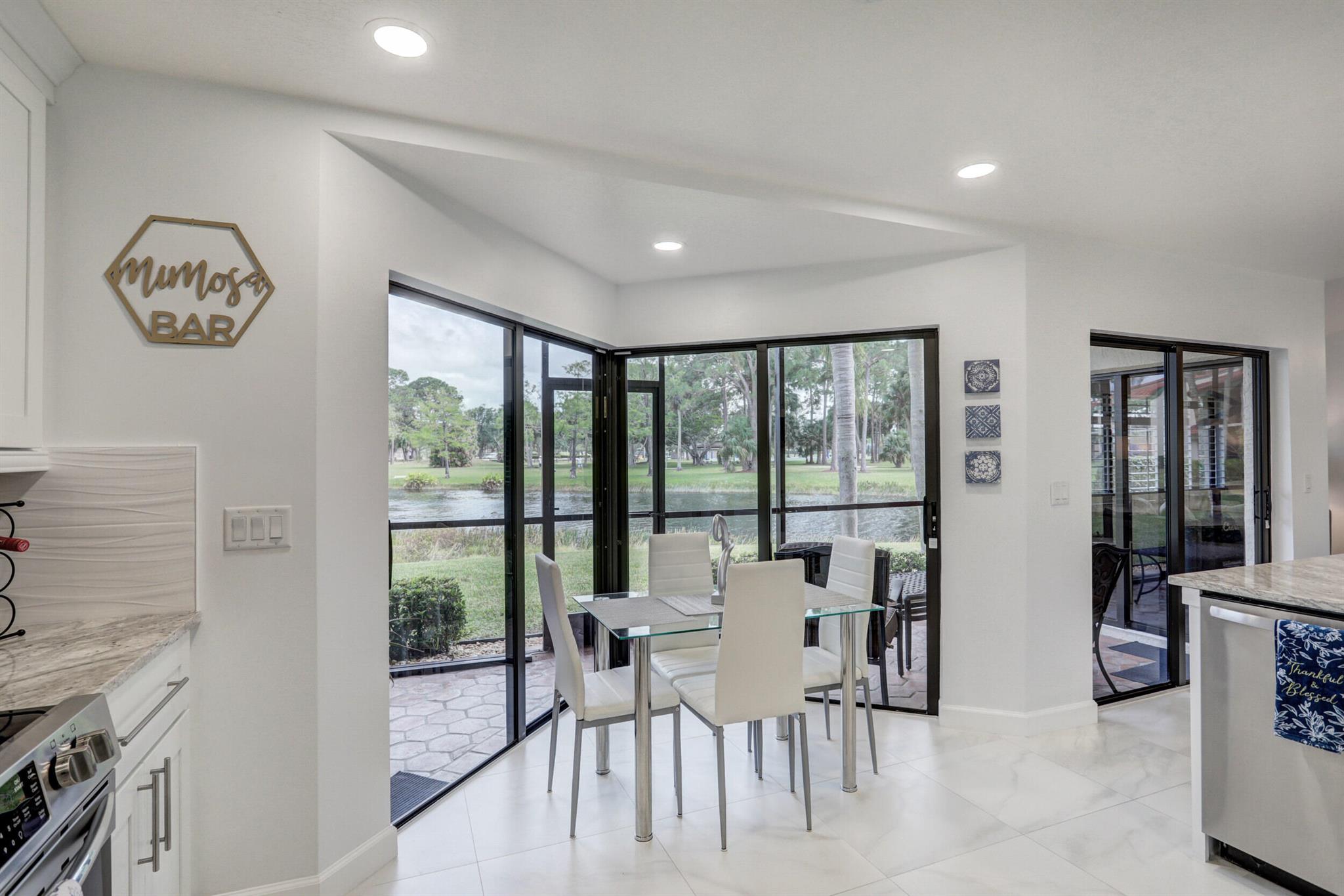 LEXINGTON GREEN CONDO - Residential Lease