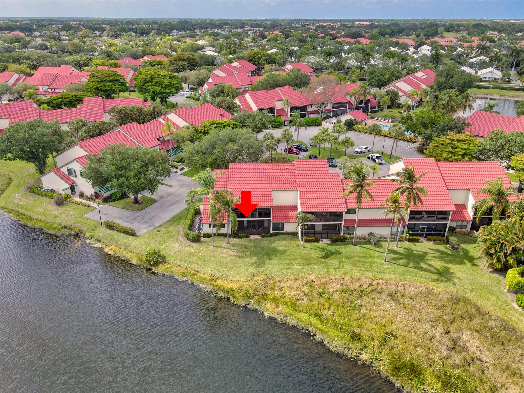LEXINGTON GREEN CONDO - Residential Lease