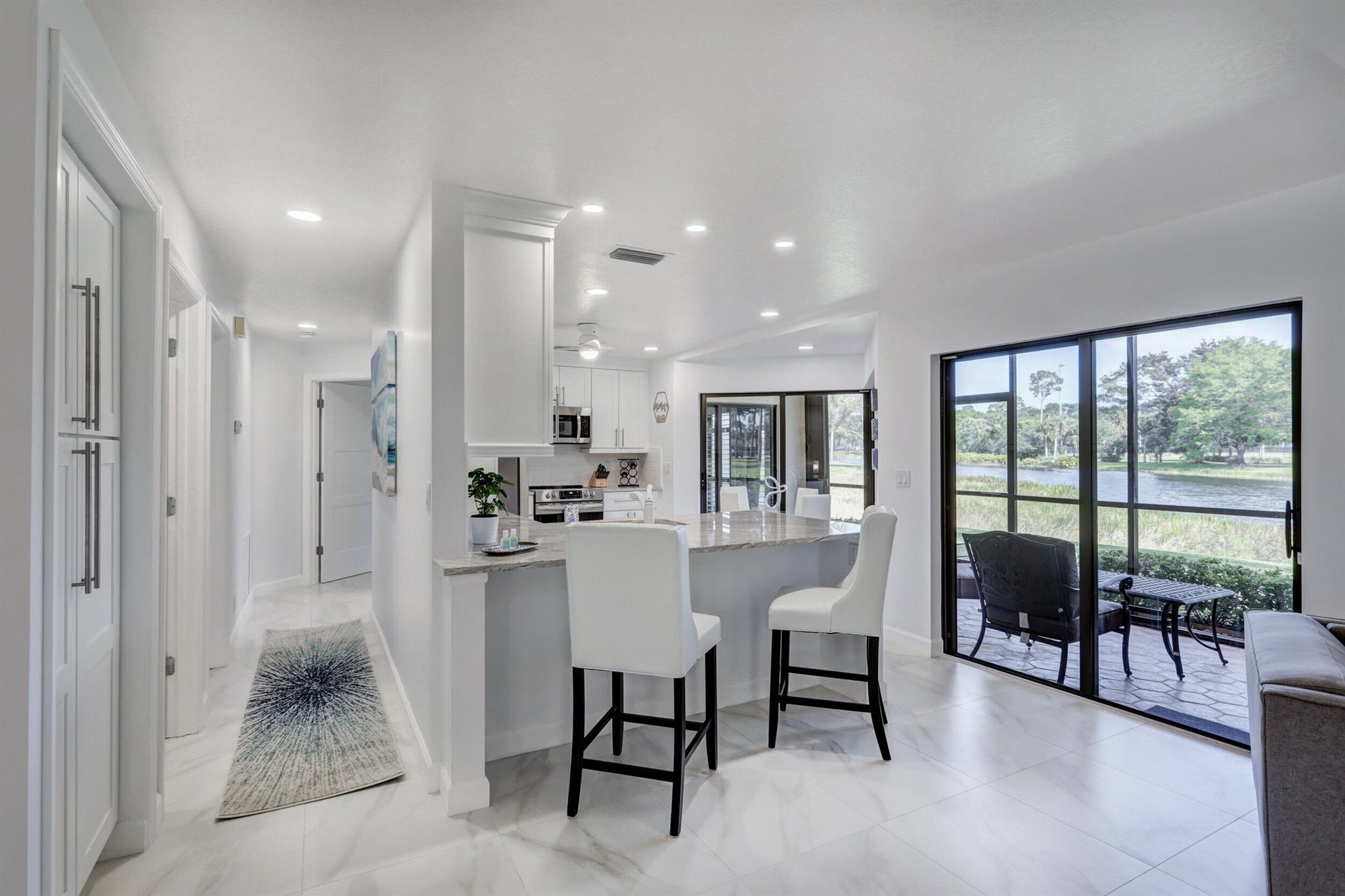 LEXINGTON GREEN CONDO - Residential Lease