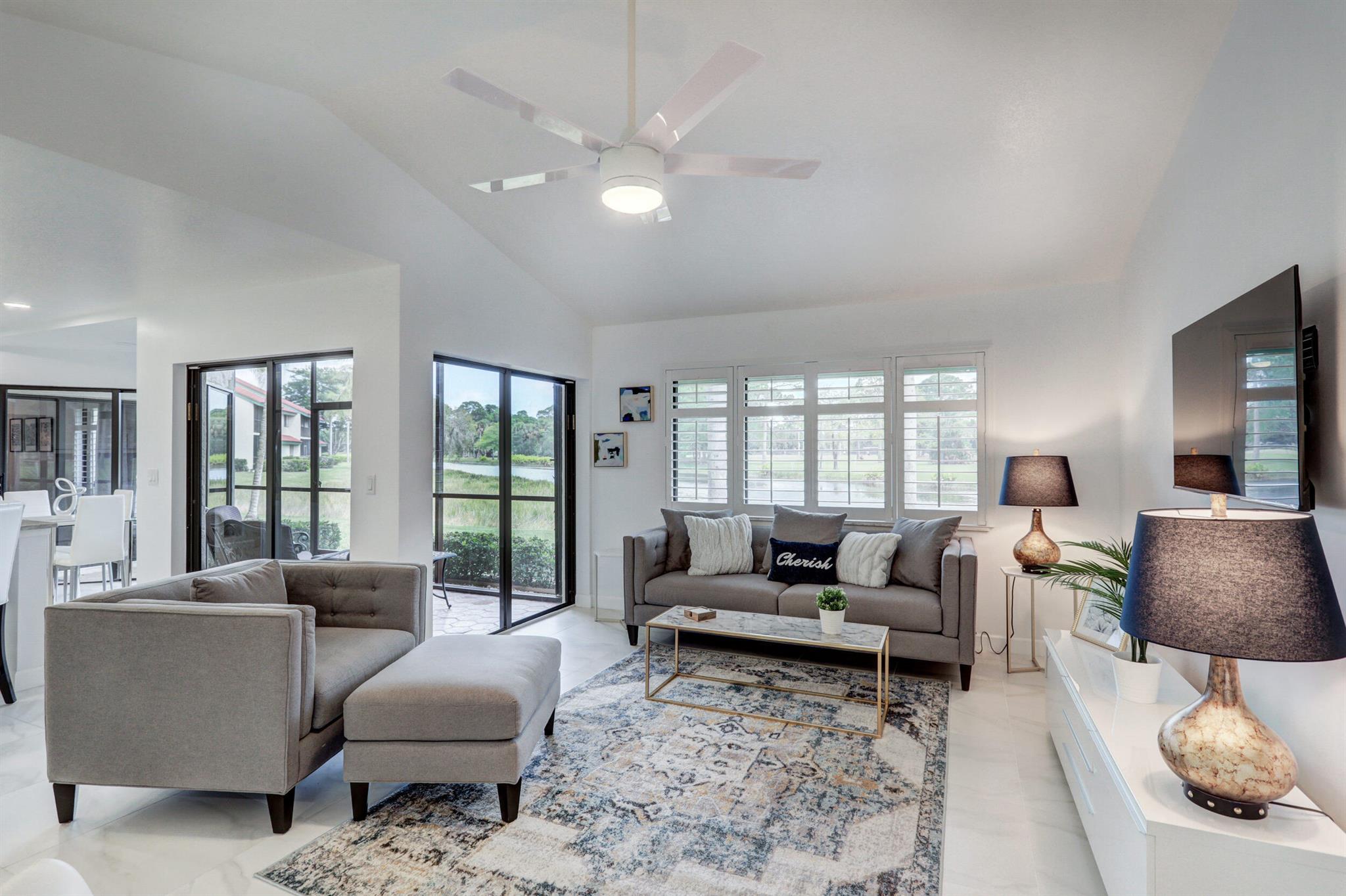 LEXINGTON GREEN CONDO - Residential Lease