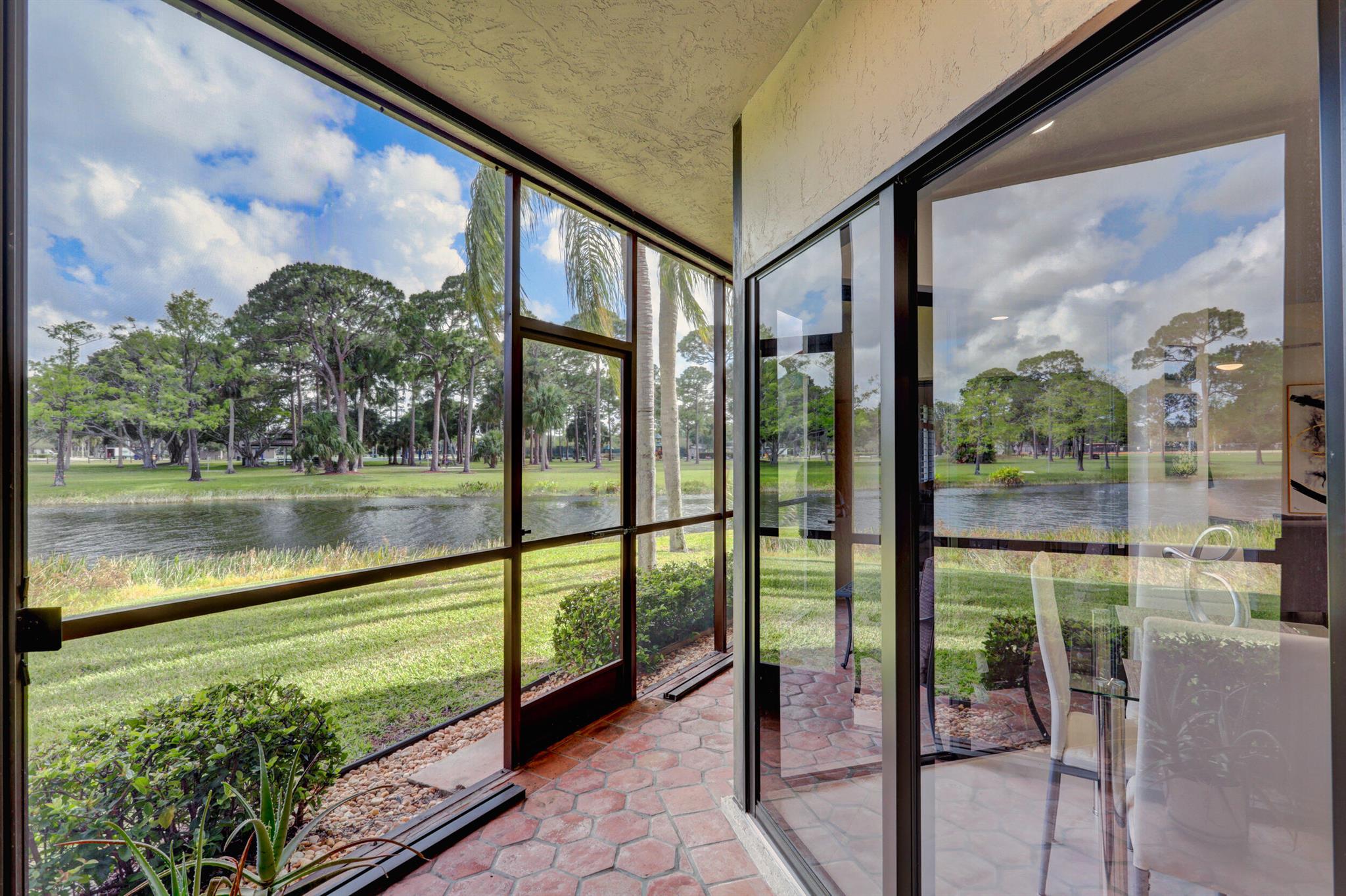 LEXINGTON GREEN CONDO - Residential Lease