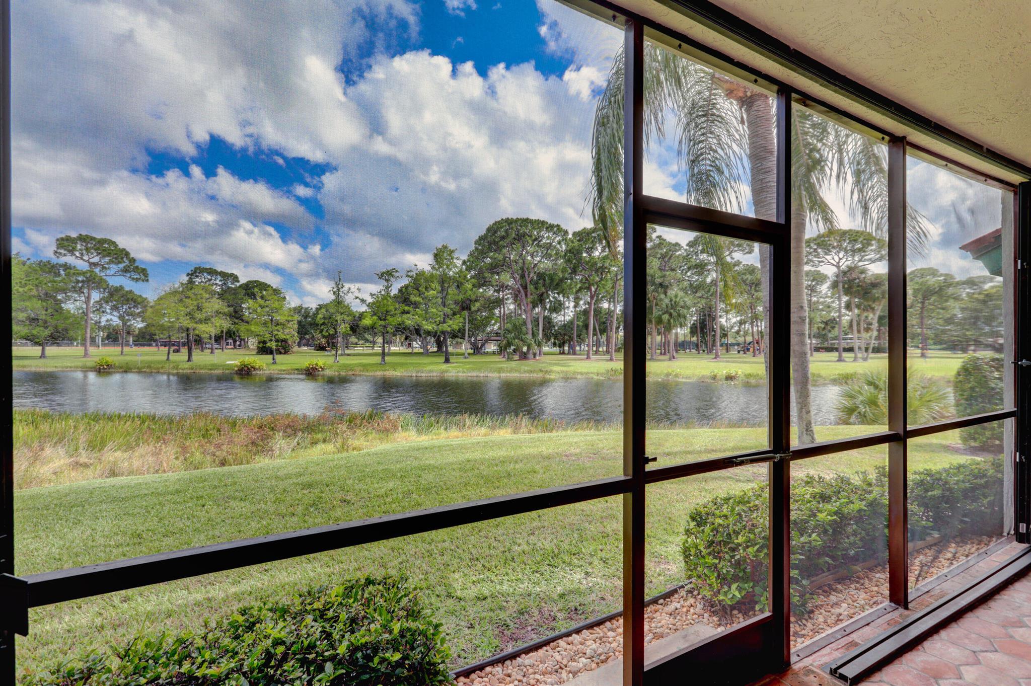 LEXINGTON GREEN CONDO - Residential Lease