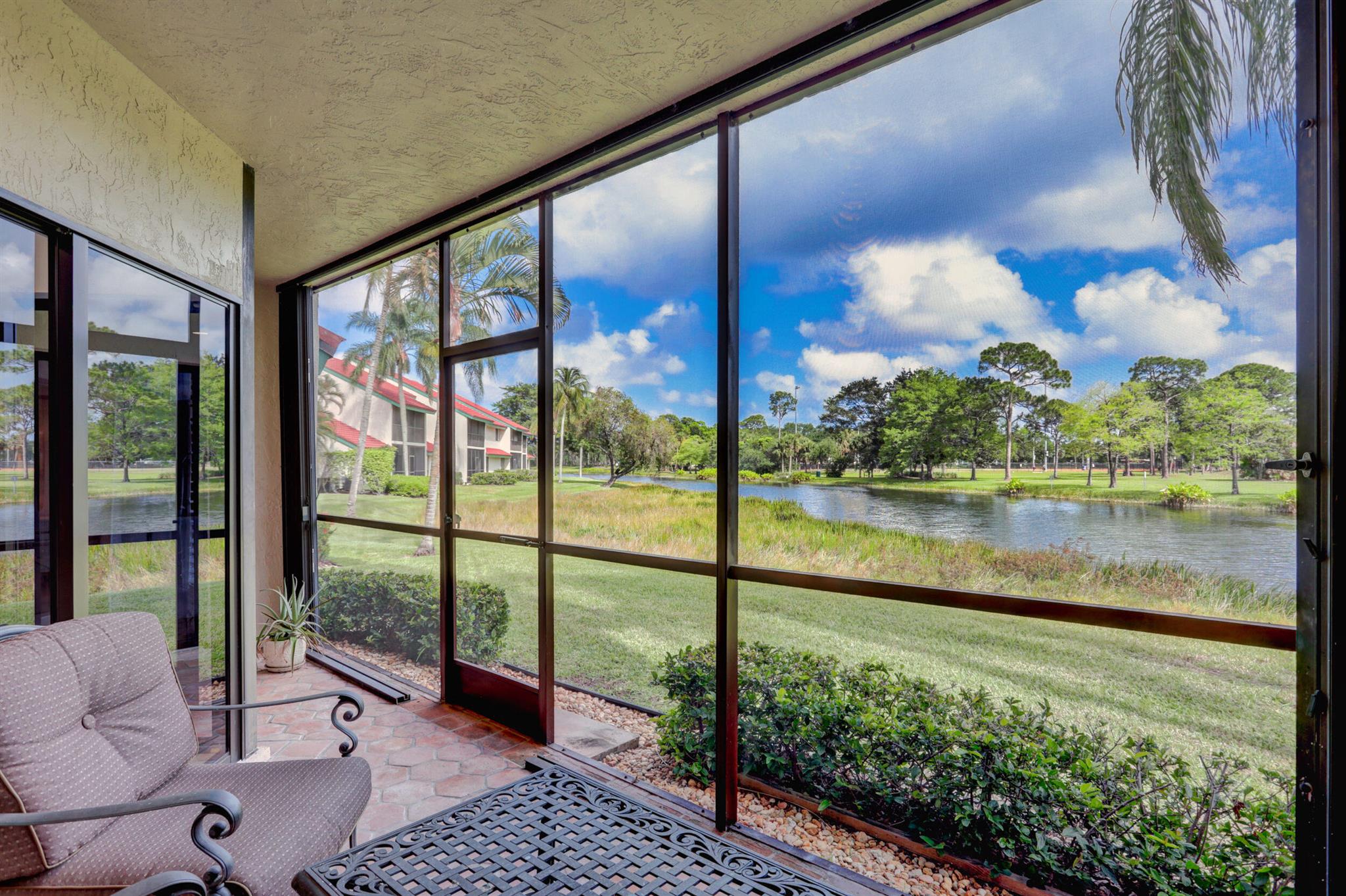 LEXINGTON GREEN CONDO - Residential Lease