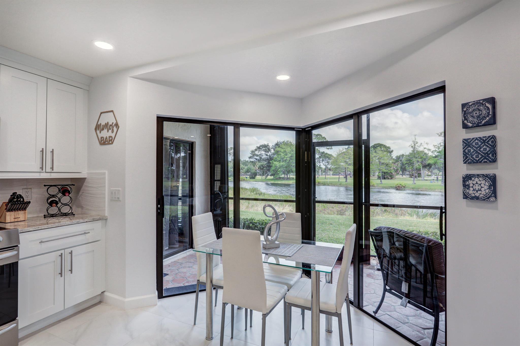 LEXINGTON GREEN CONDO - Residential Lease