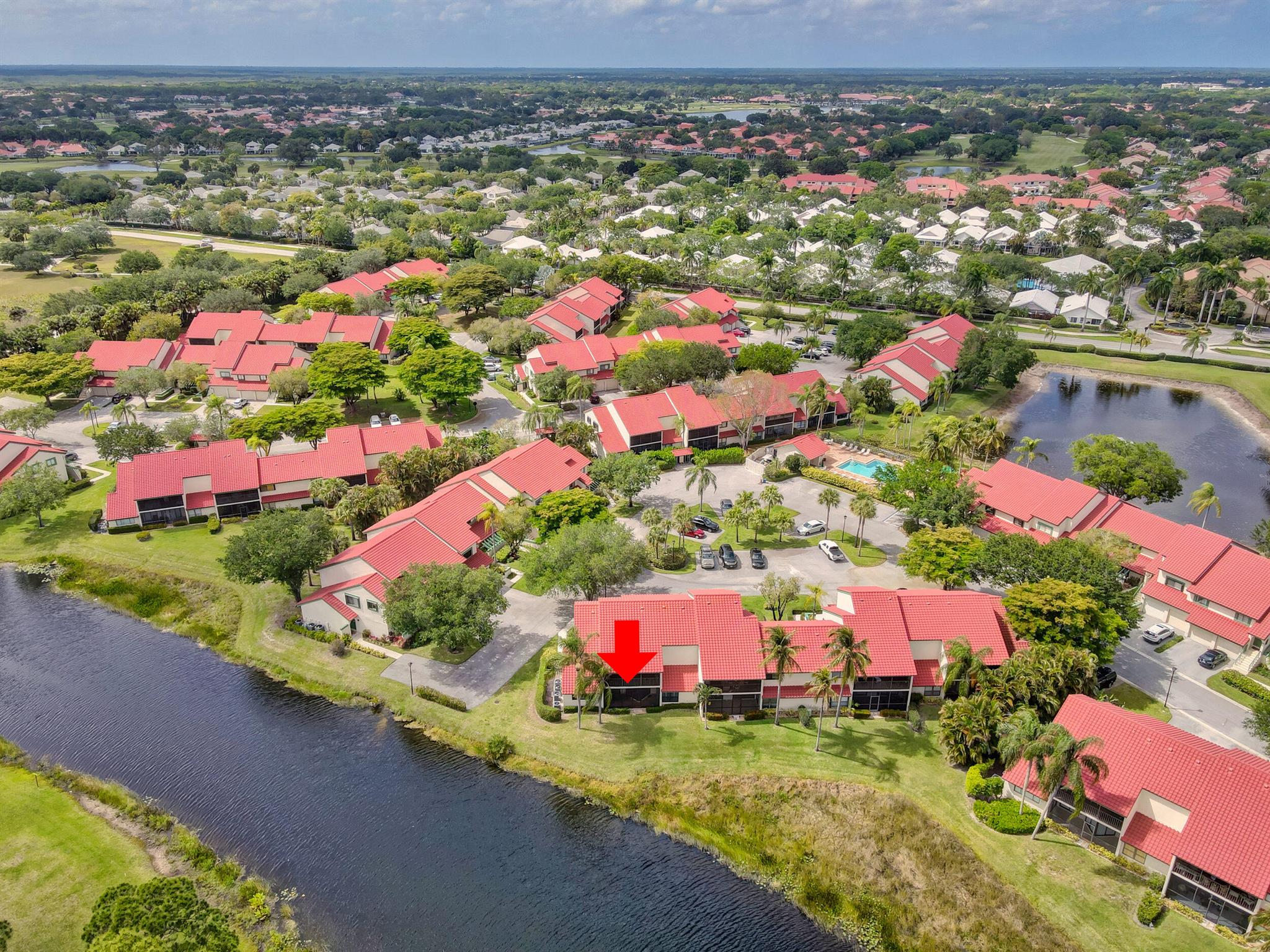 LEXINGTON GREEN CONDO - Residential Lease