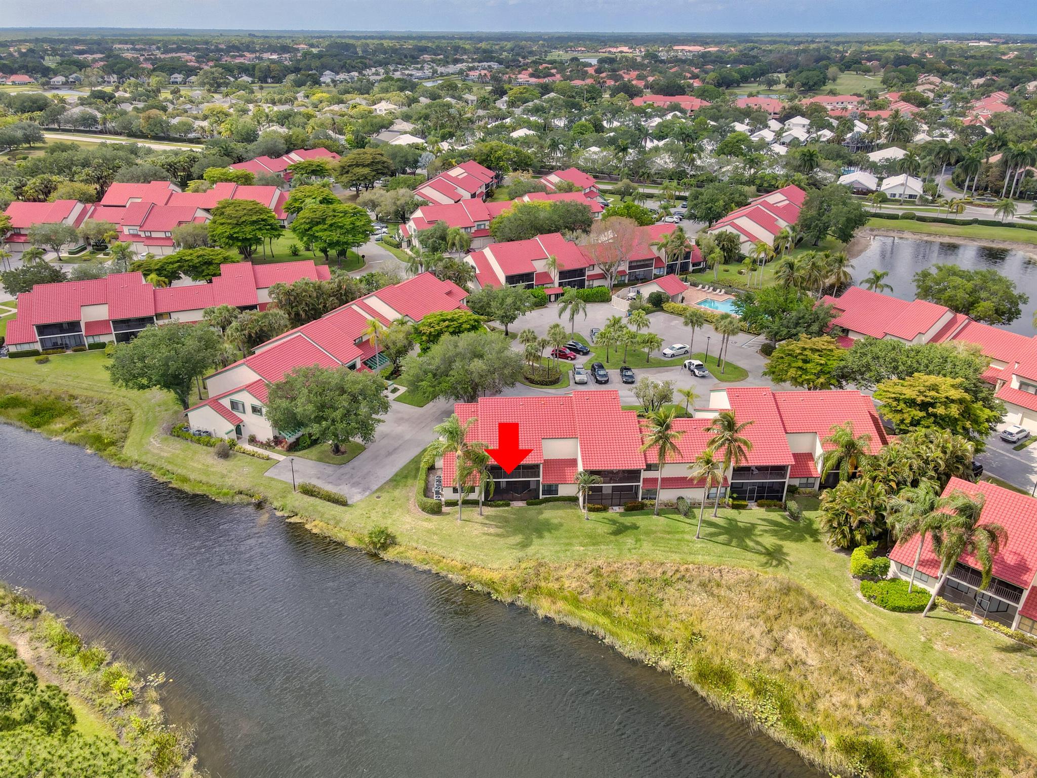 LEXINGTON GREEN CONDO - Residential Lease