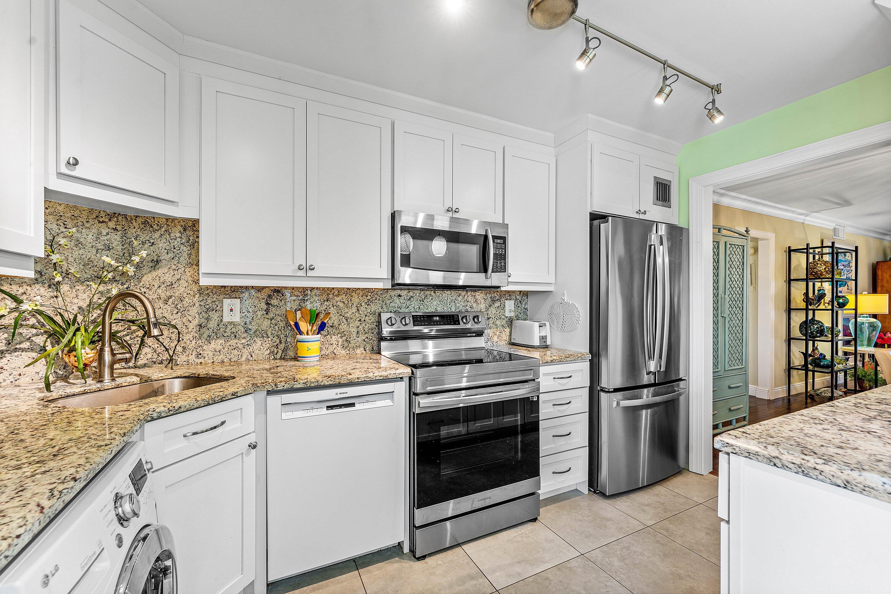 Atrium Condominium - Residential