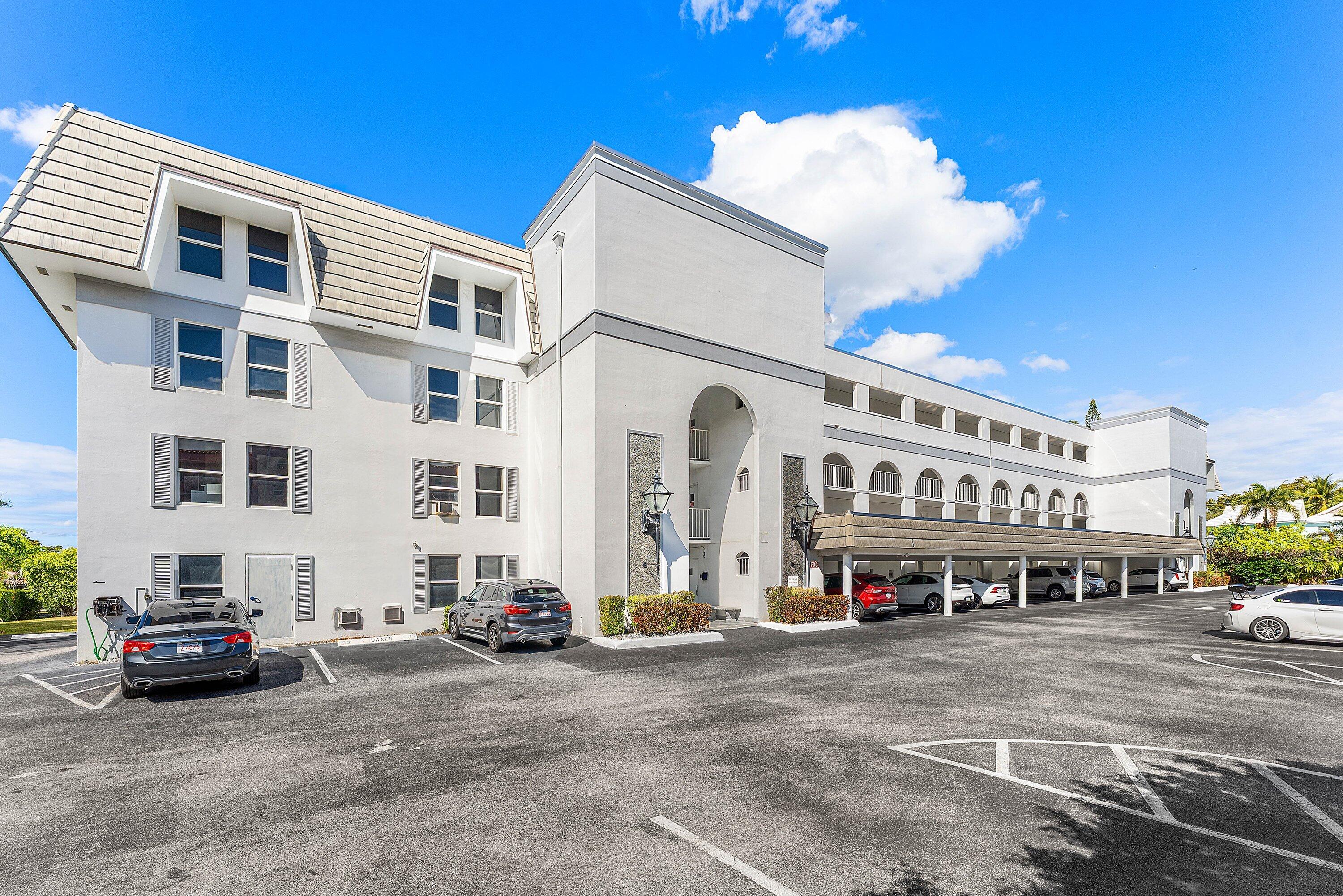 Atrium Condominium - Residential