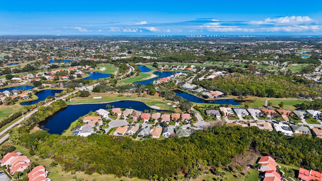 CARRICK GREEN/Ballantrae - Residential
